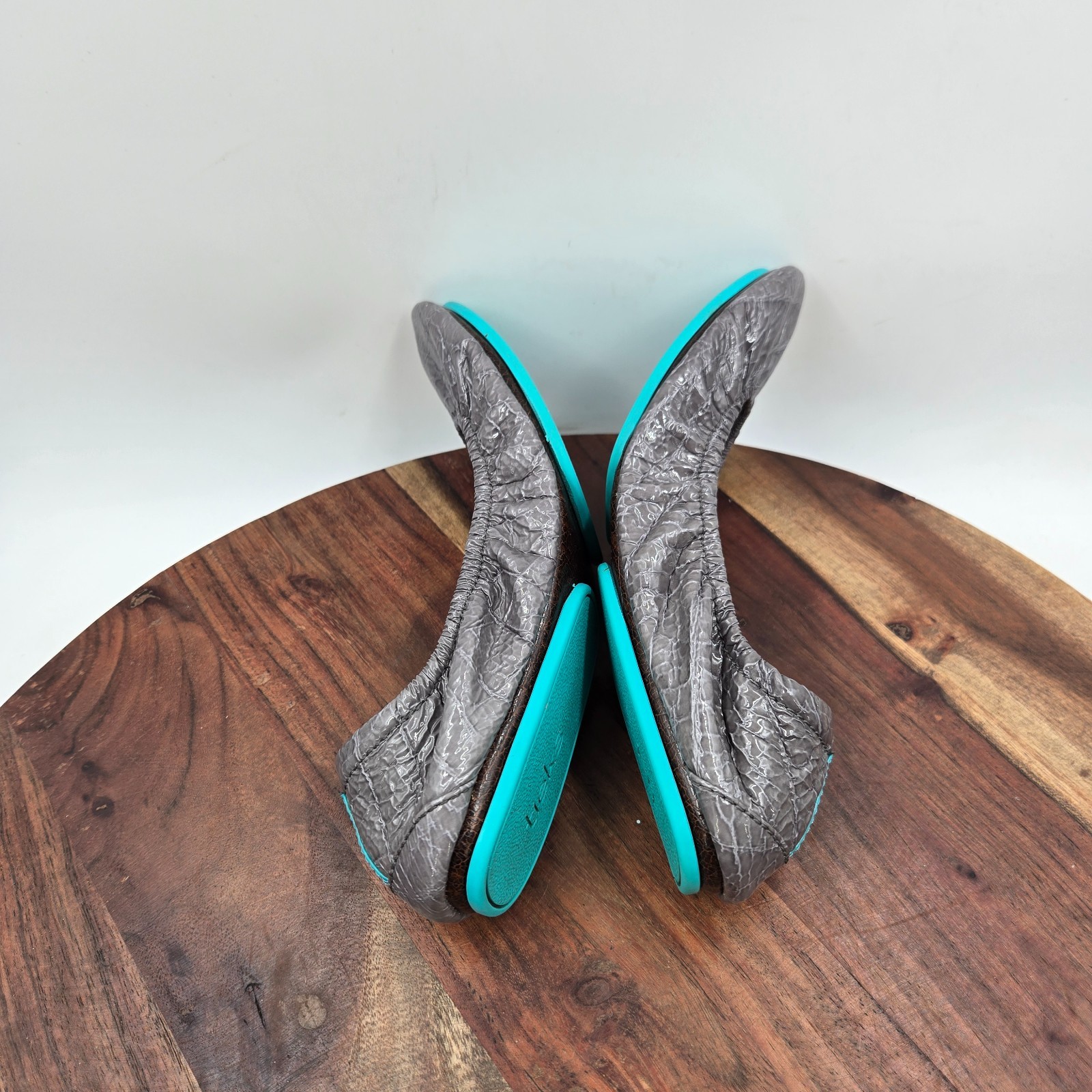 Tieks Ballet Flat Shoes Womens 6 Slate Grey Croc Patent Leather Loafers Foldable