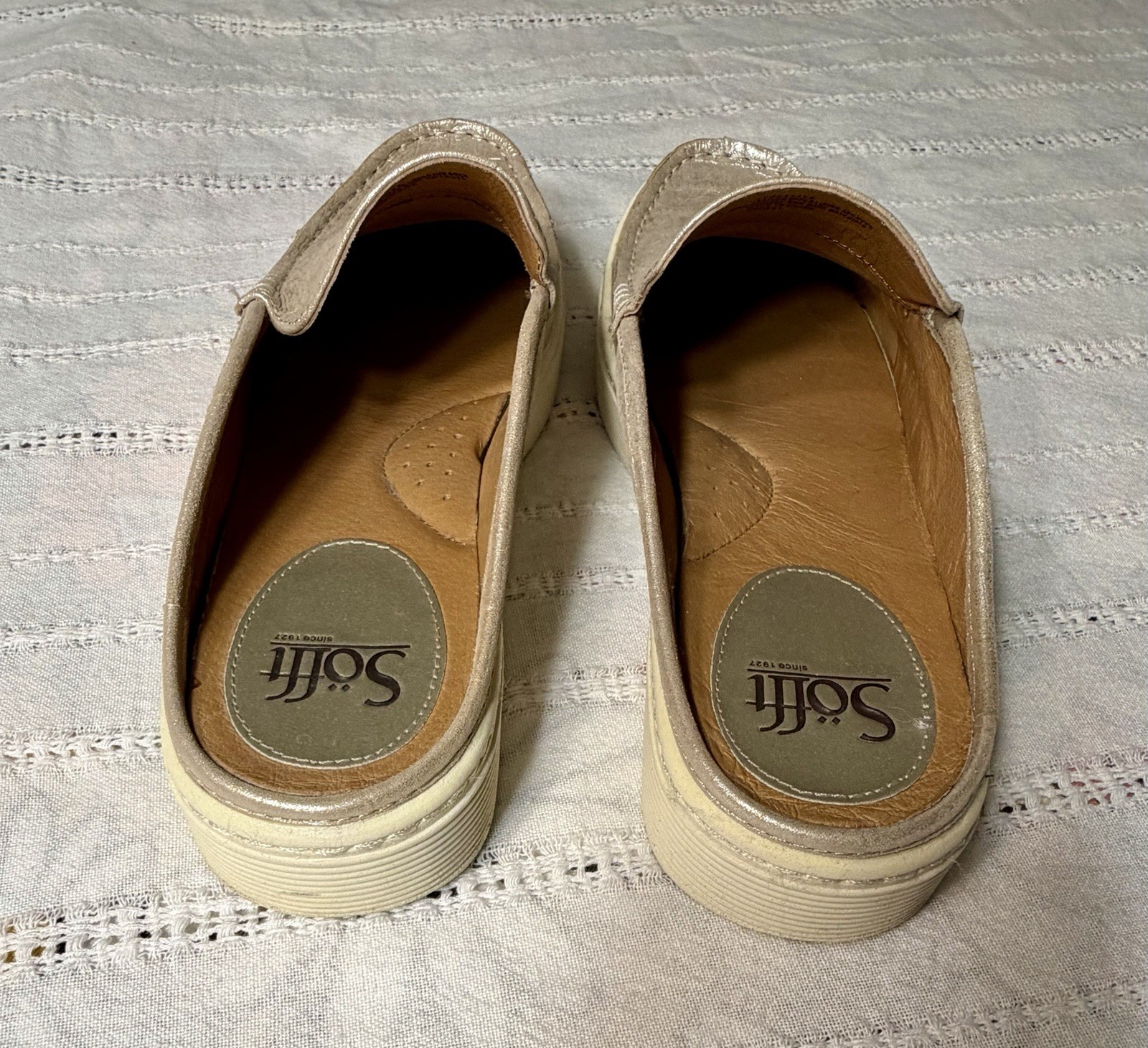 Sofft Somers Moc Metallic Taupe Croc Leather Mule Shoes Womens Size 9.5 EUC