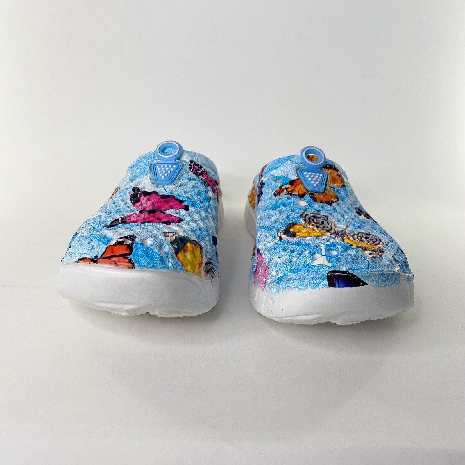 Butterfly Shoes Womens Size 10 Foam Man Made Waterproof Unbranded White/Blue