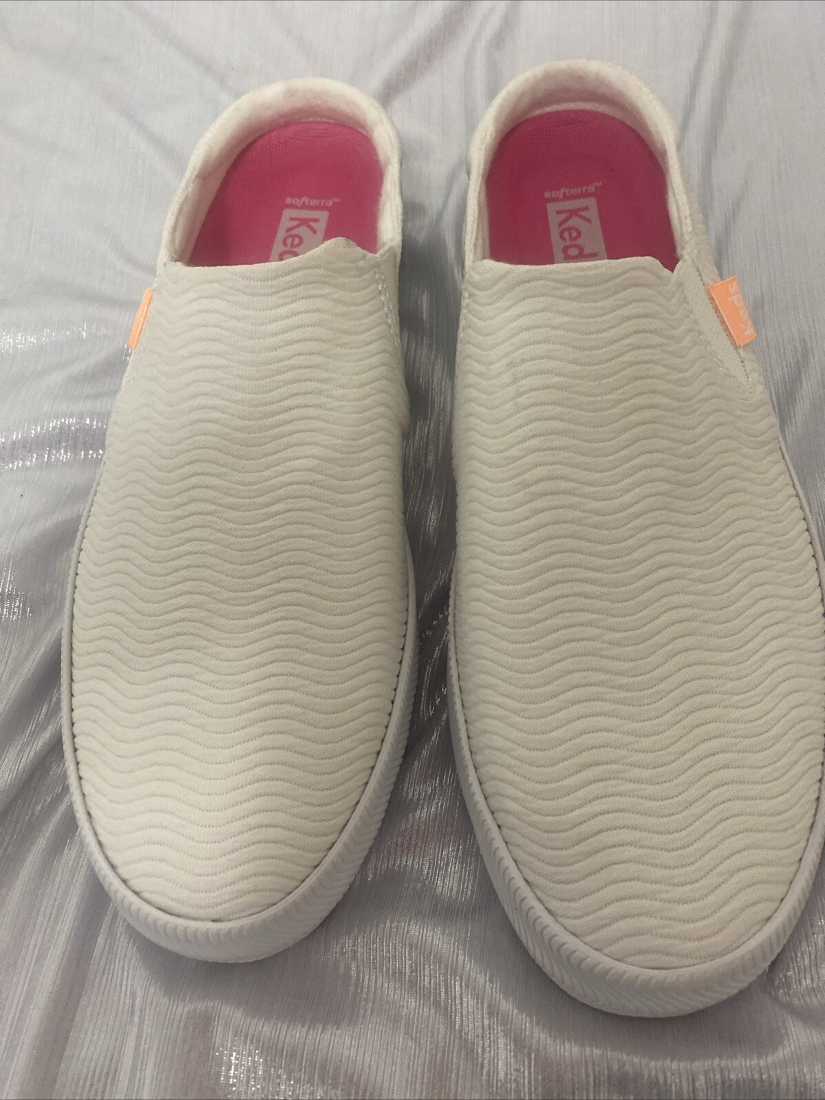 Keds Softerra Size 7.5 White Swirly Pattern Mule Tennis Shoe See Note