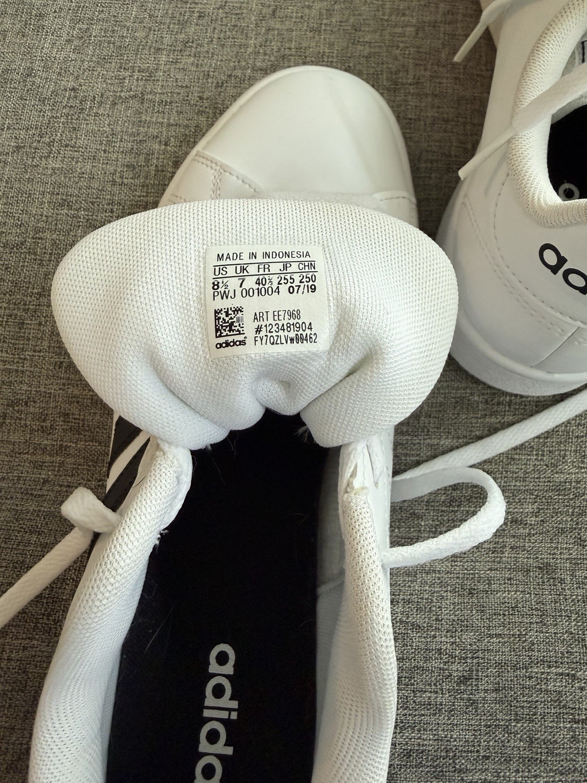 Adidas Grand Court 2.0. Sneakers Womens 8.5 White Black Stripes Excellent