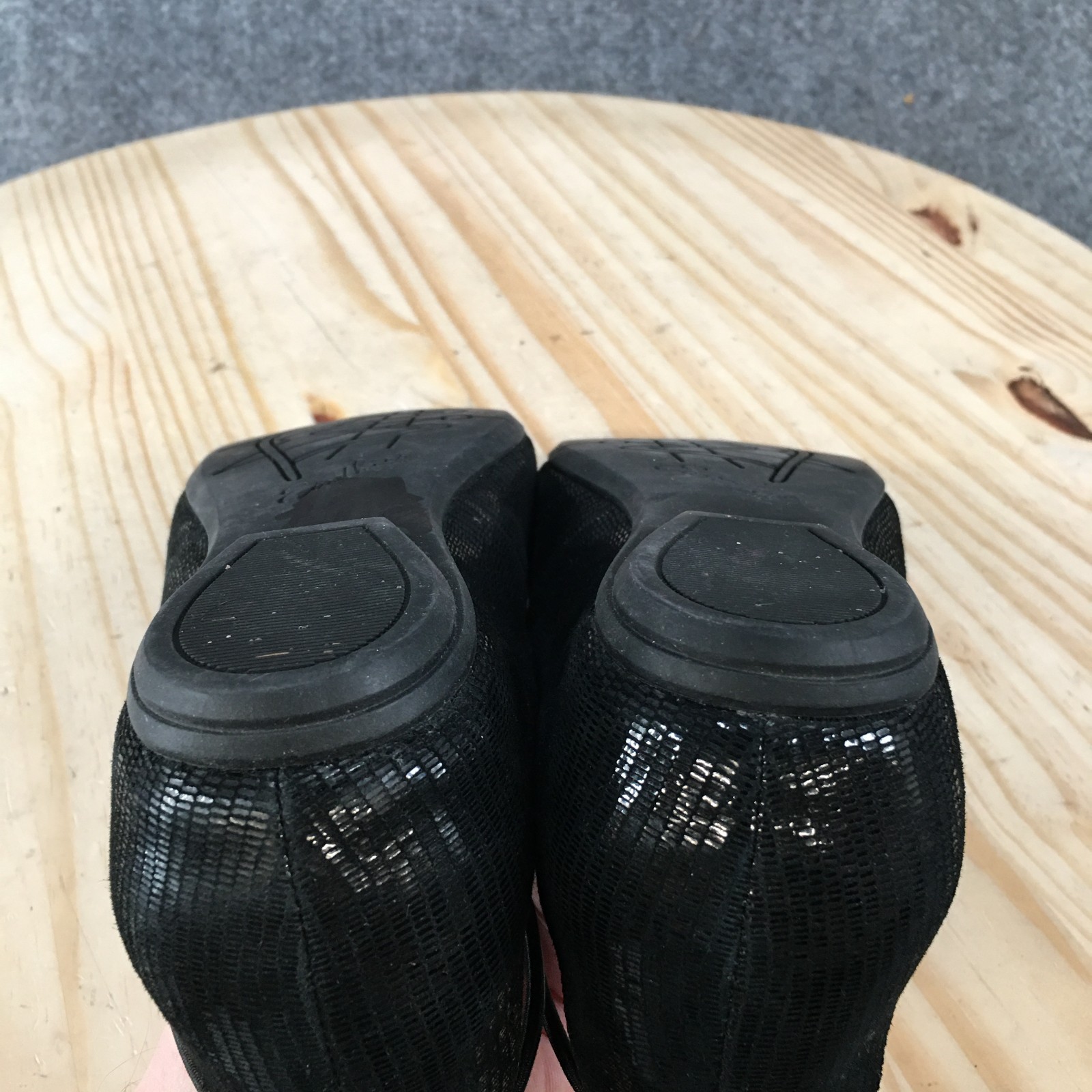 Earthies Essen Shoes Womens 9B Casual Slip On Comfort Ballet Flats Black Leather