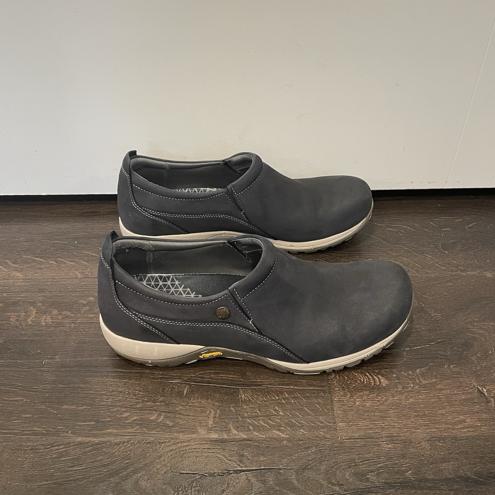 Dansko Patti Women’s Casual Shoes, Navy Milled Nubuck, Size 42 Slip On Vibram
