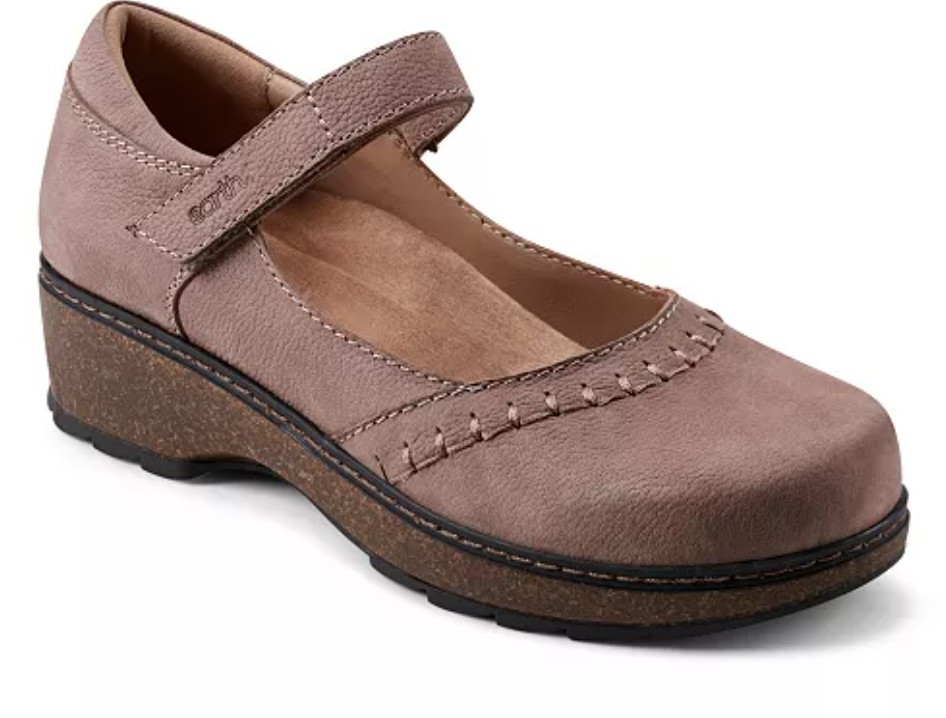 Earth Kalece Taupe Mary Jane Round Toe Casual Shoes Womens size 9.5 Wide NEW