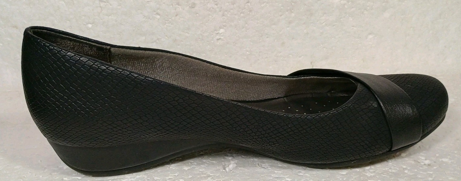 Life Stride Soft System Women’s Flat Dylan Black 10 Medium Width