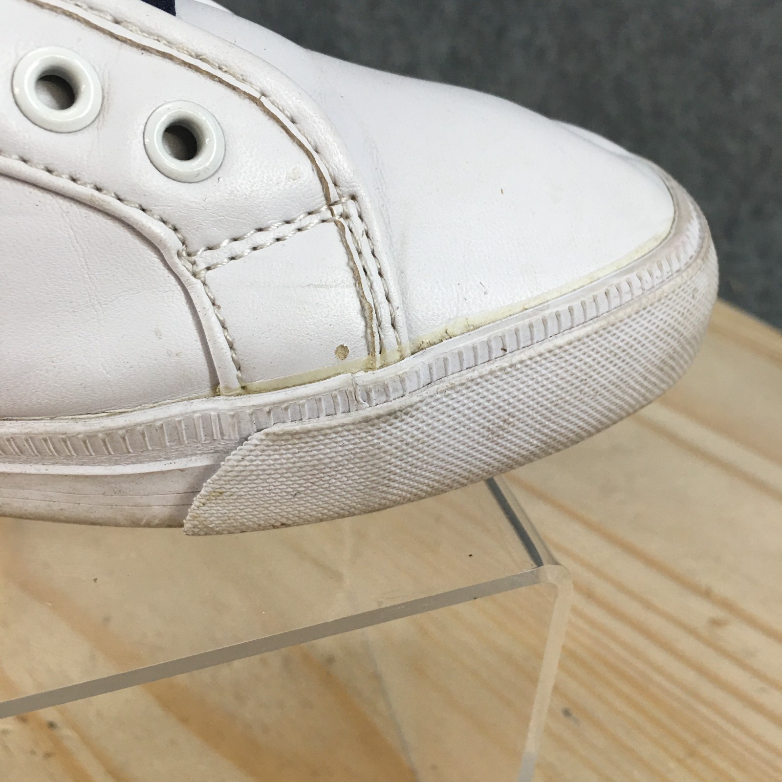 Tommy Hilfiger Shoes Womens 6.5 M Anni Laceless Slip On Sneakers White Casual