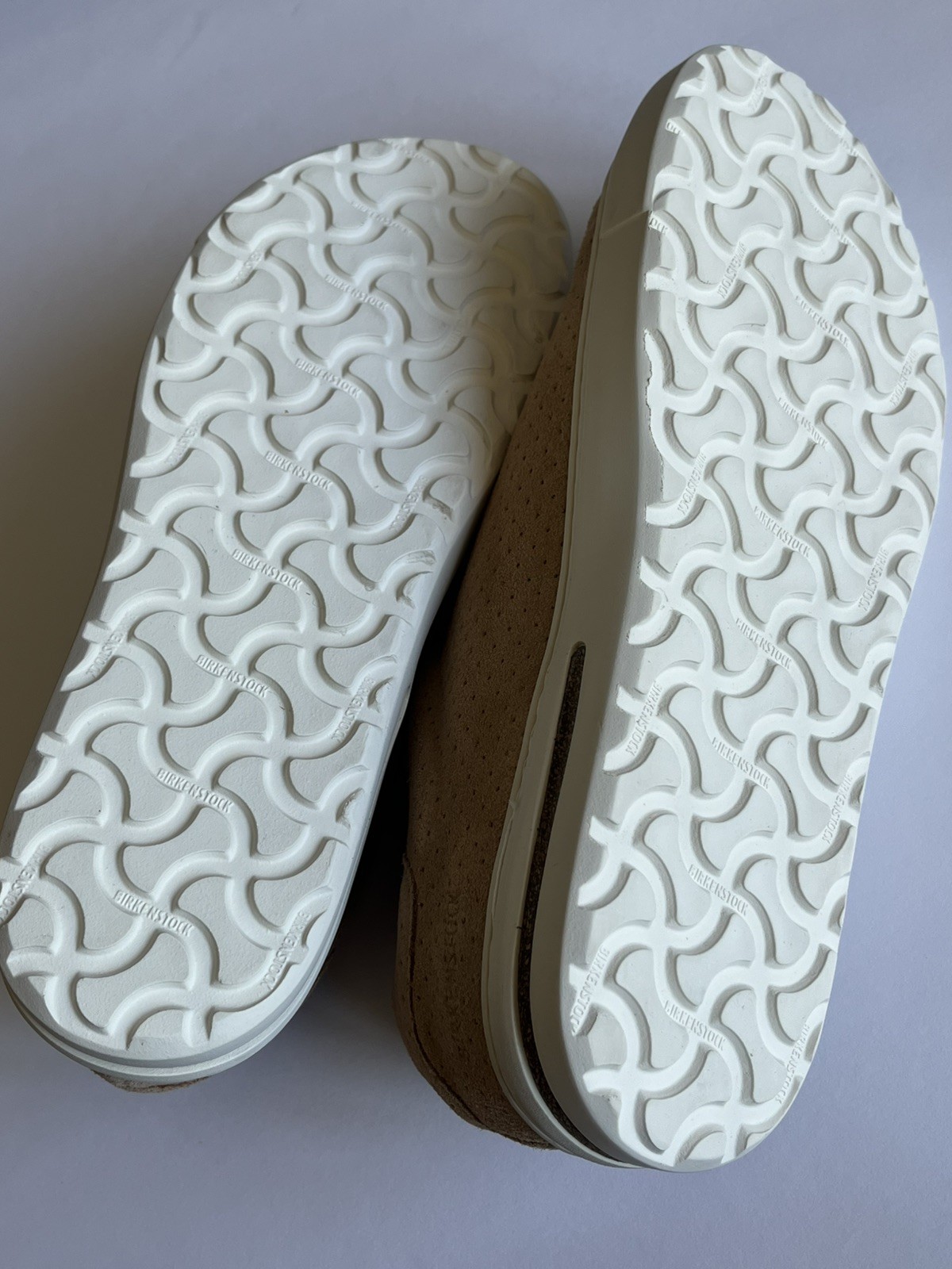 Birkenstock Bend Low Suede Embossed Leather Sneaker Beige Tan US Women’s 8 NEW