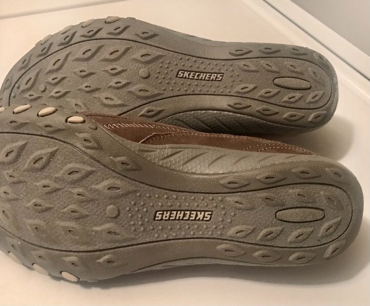 SKECHERS RELAXED FIT ADORING DARK TAUPE