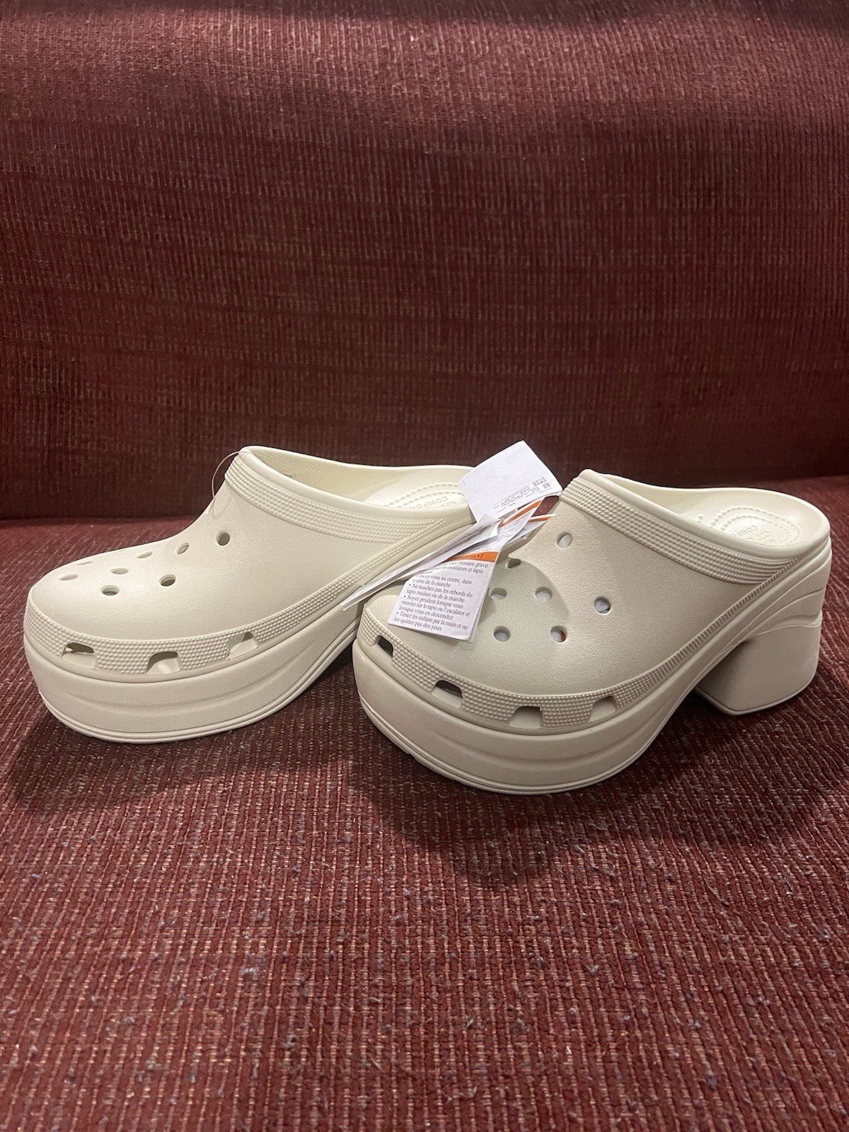 Crocs NWT Unisex Cream Siren Chunky Platform Clogs Slip On Shoes Size W12 M10