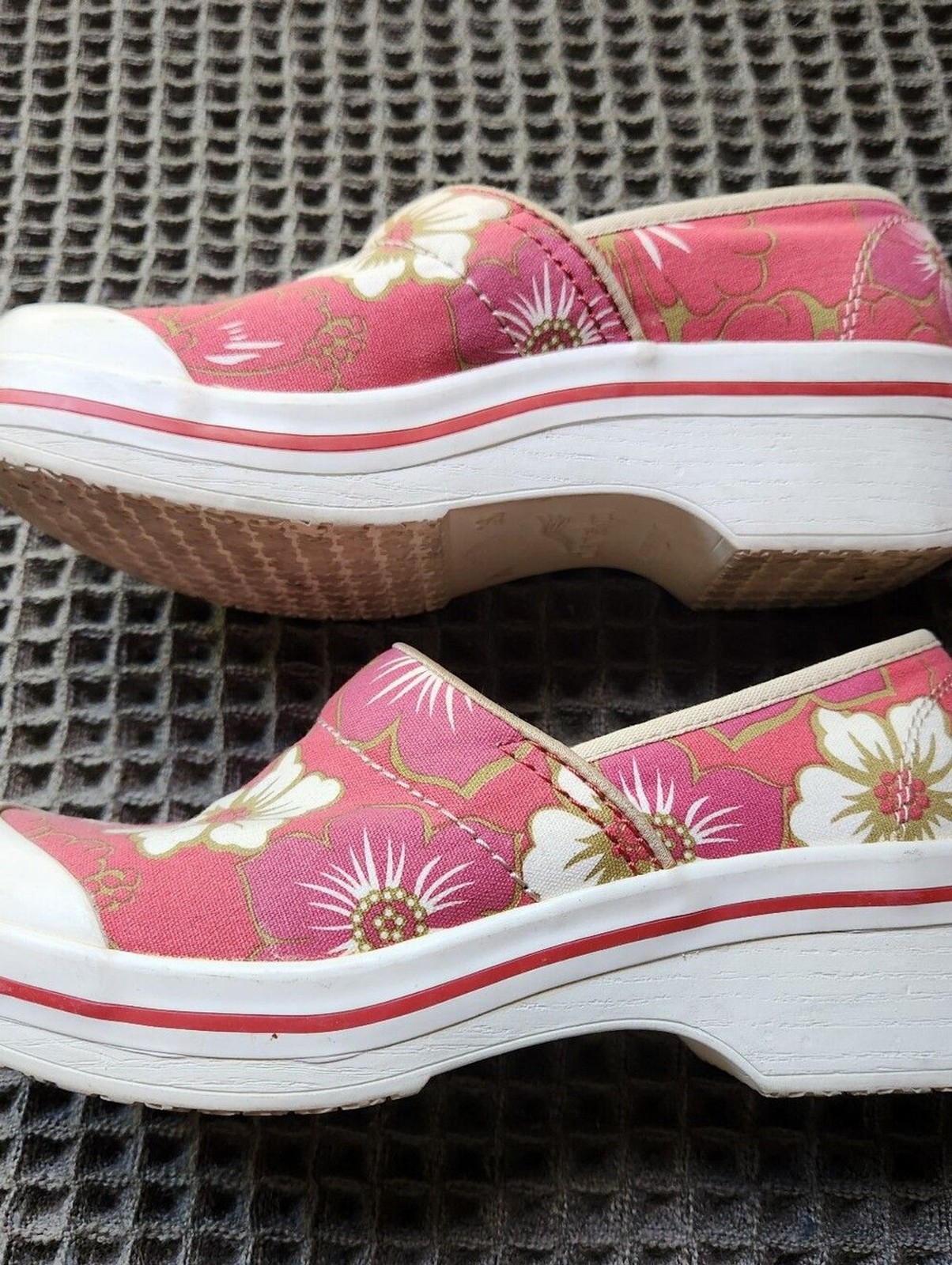 Dansko Womens Shoes Volley Size 7.5 M EUR 36 Vegan Loafer Clog Pink Floral Cloth
