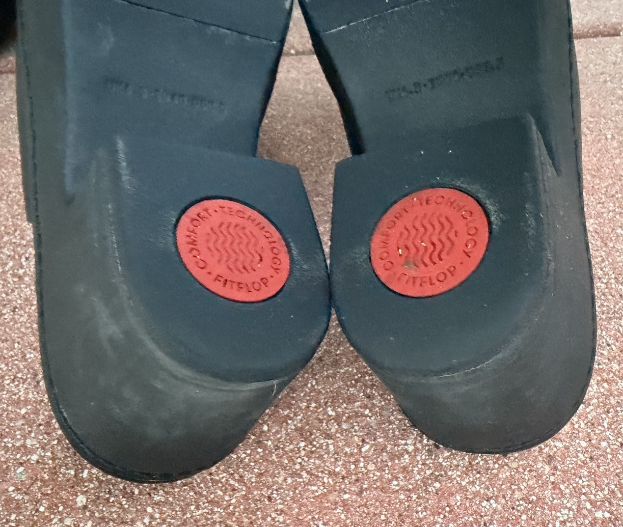 FitFlop Pilar Black Leather Clogs US 8.5 Platform Mules Women’s 40