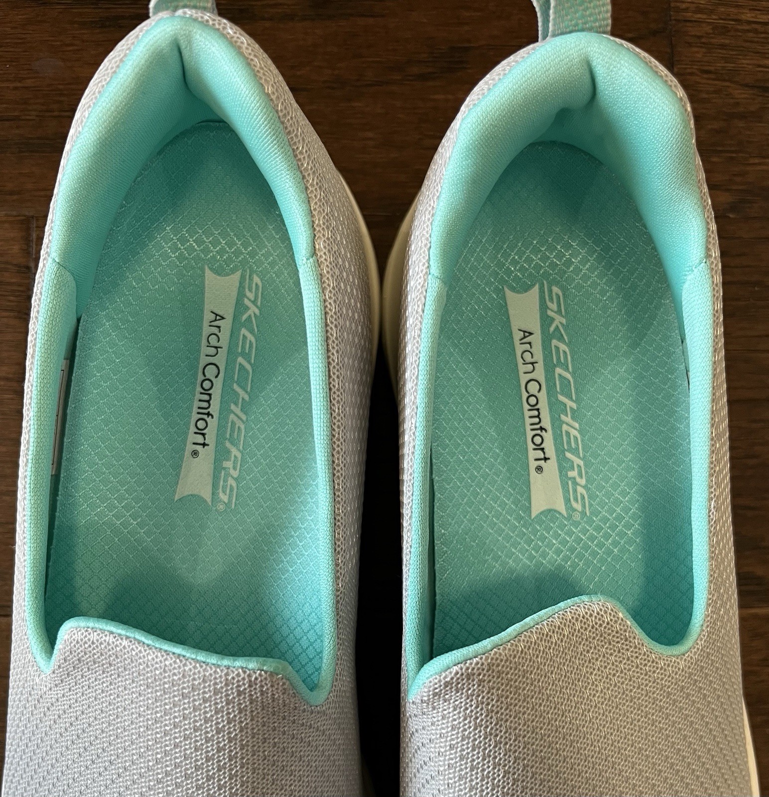 Skechers Women’s Arch Comfort Athletic Slip On Shoe Gray Teal 56126 Size 10