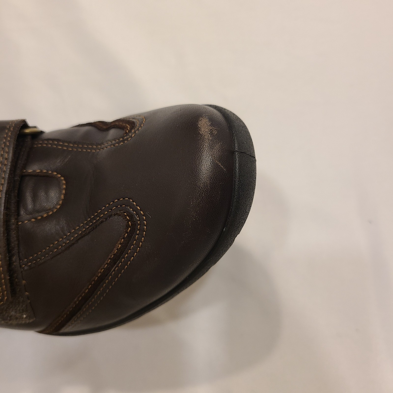 ECCO Women’s Shoe Brown Leather Adjustable Straps – Size US 10-10.5 (EU 41)