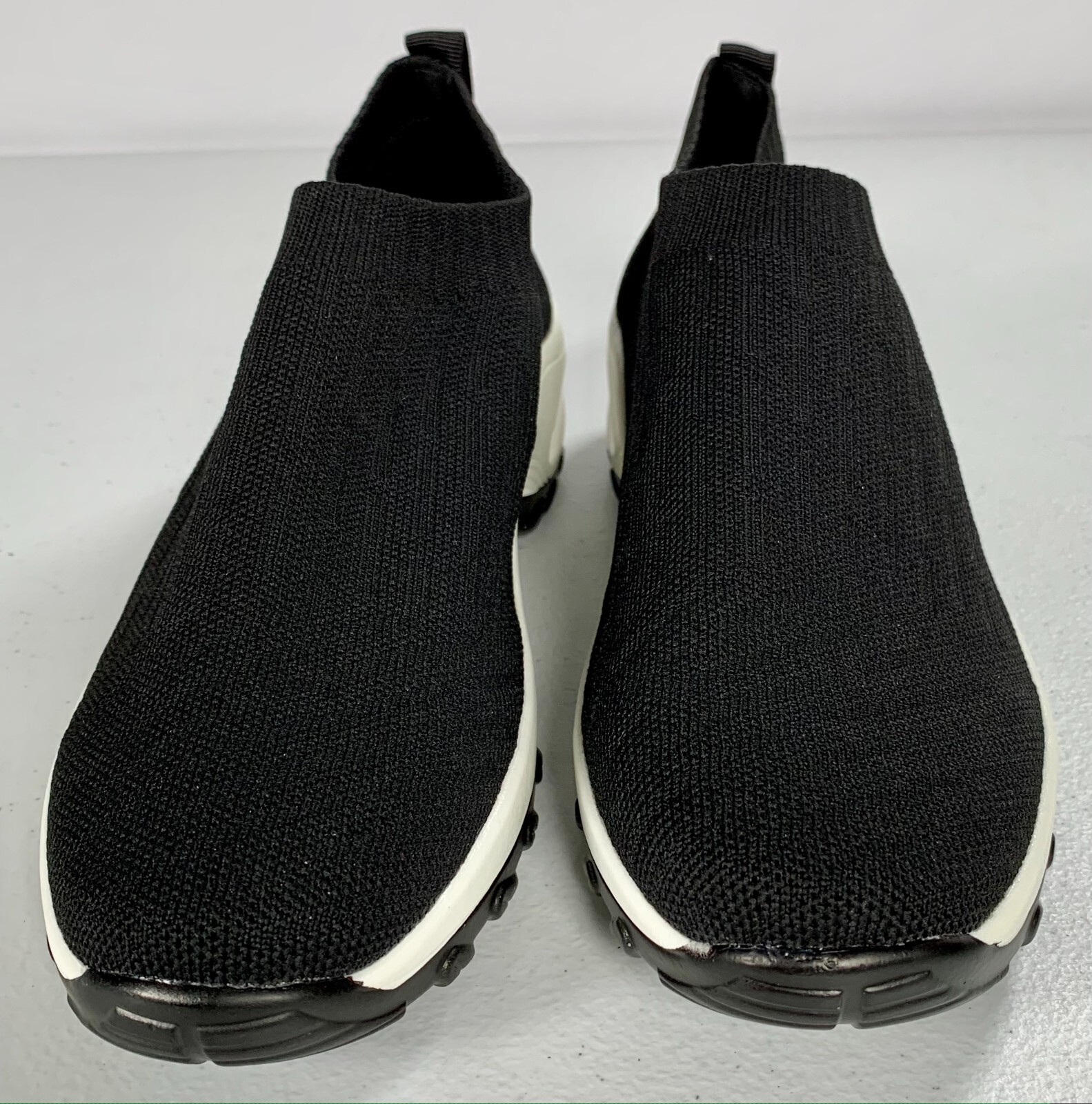 Aokelato Womens Walking Shoes Slip on Mesh Air Cushion Wedge Black Size 9