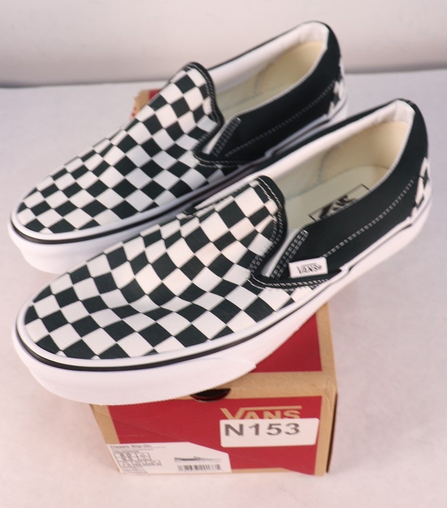 Vans Classic Slip-On Color Theory Checkerboard Black White Men’s 8 Women’s 9.5