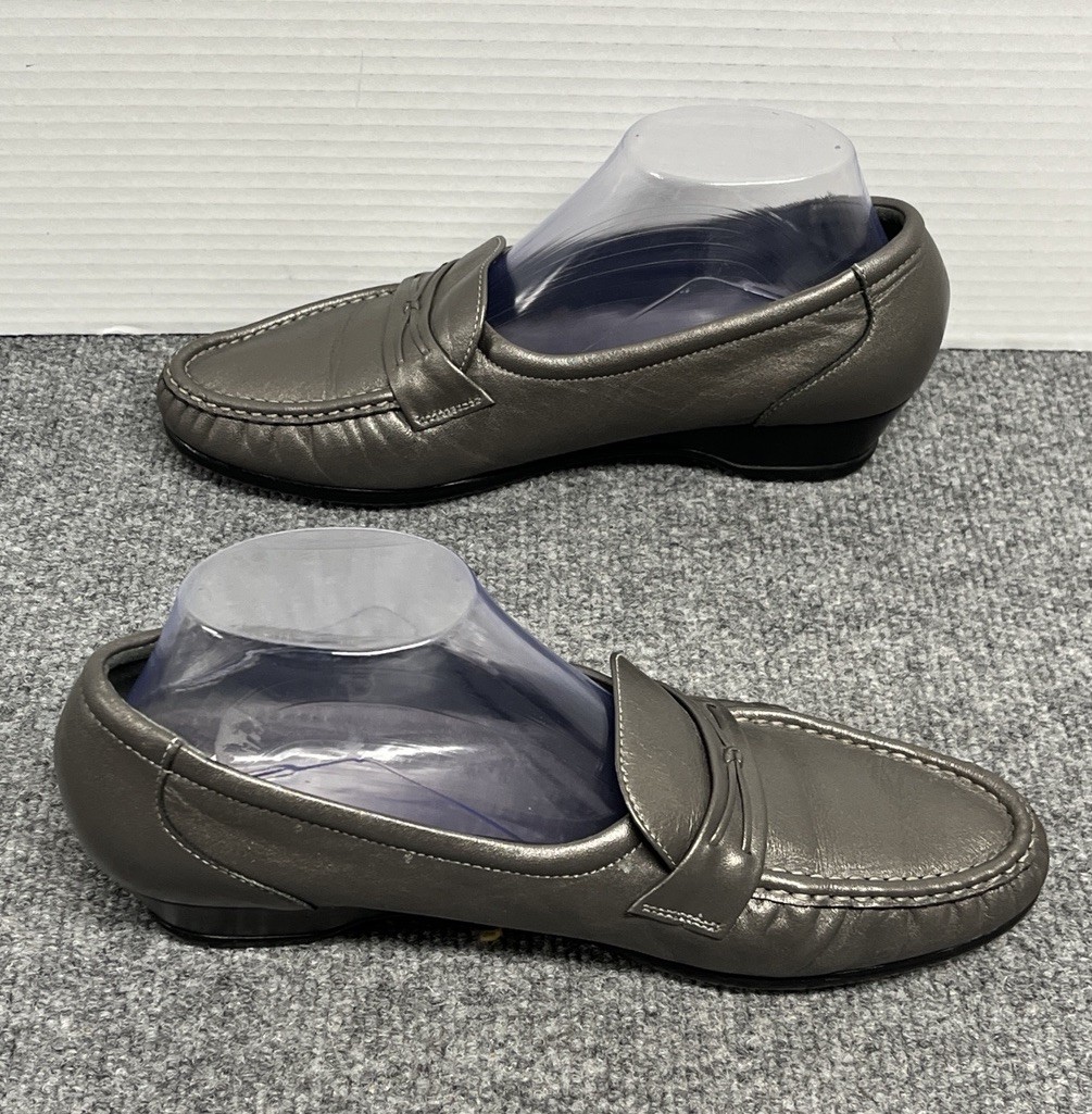 SAS Tripad Loafer Shoes 9.5 M Silver Gray Leather Loafer Comfort
