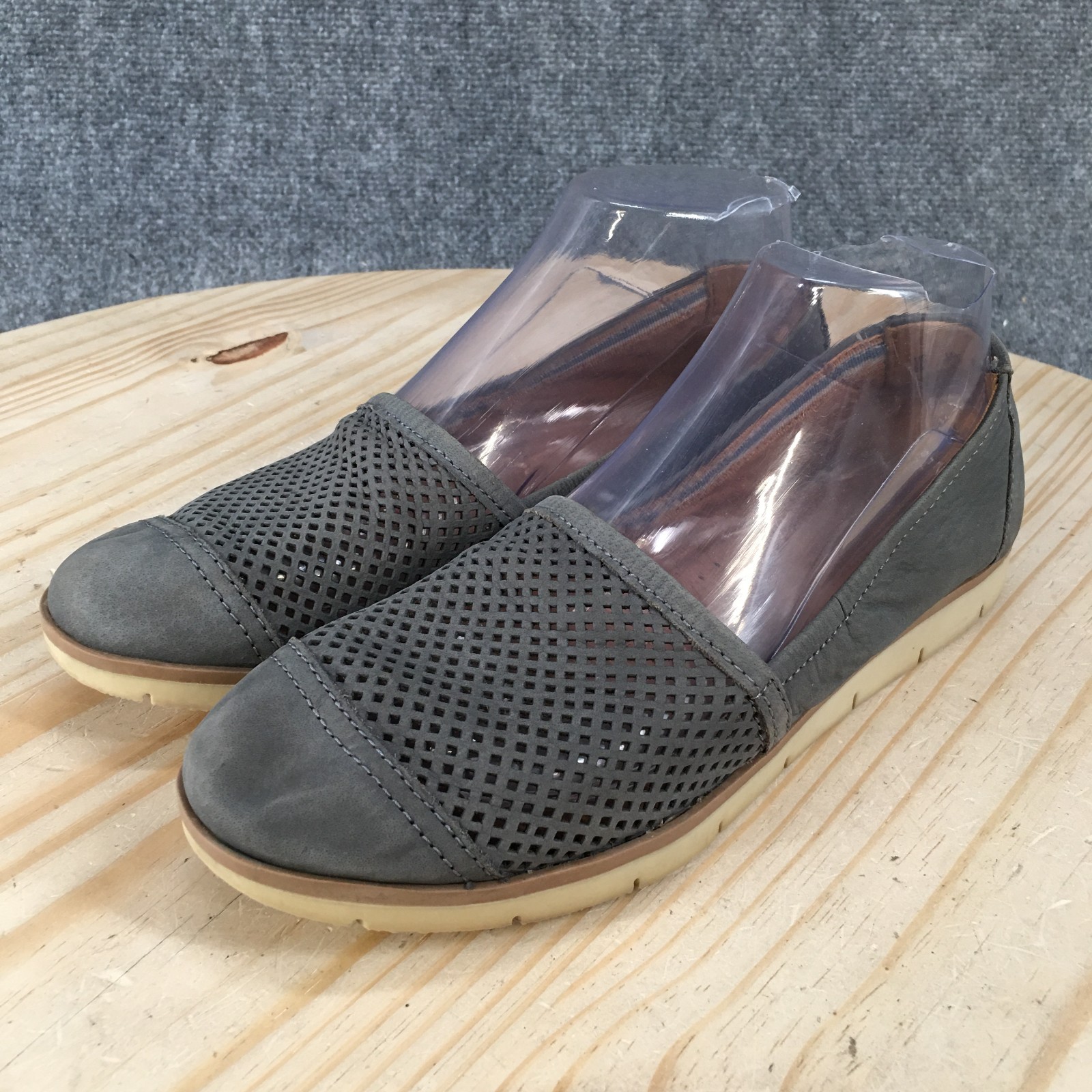 Naturalizer N5 Shoes Womens 8N Slip On Loafers Gray Leather Perforated Comfort