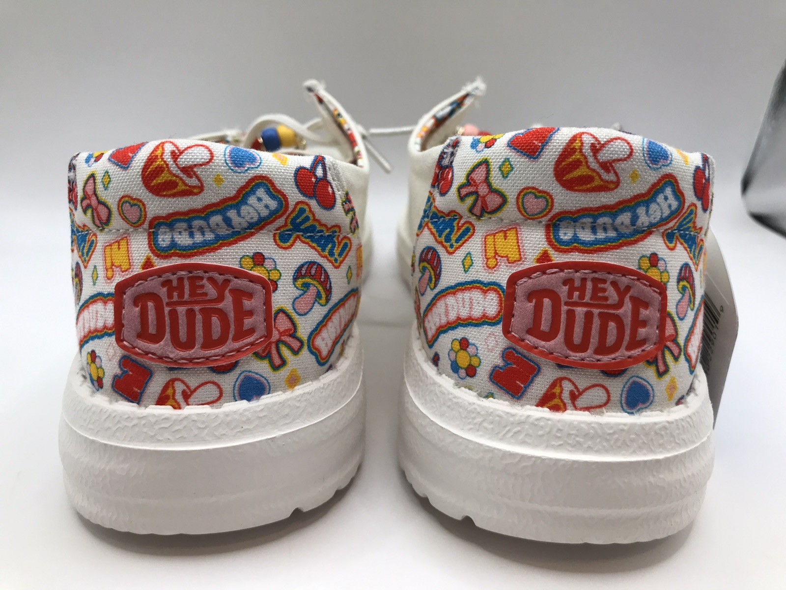 WOMEN’S OFF WHITE/MULTI HEY DUDE WENDY DANGLE CHARMS SLIP ON SNEAKER SIZE 7 NWT
