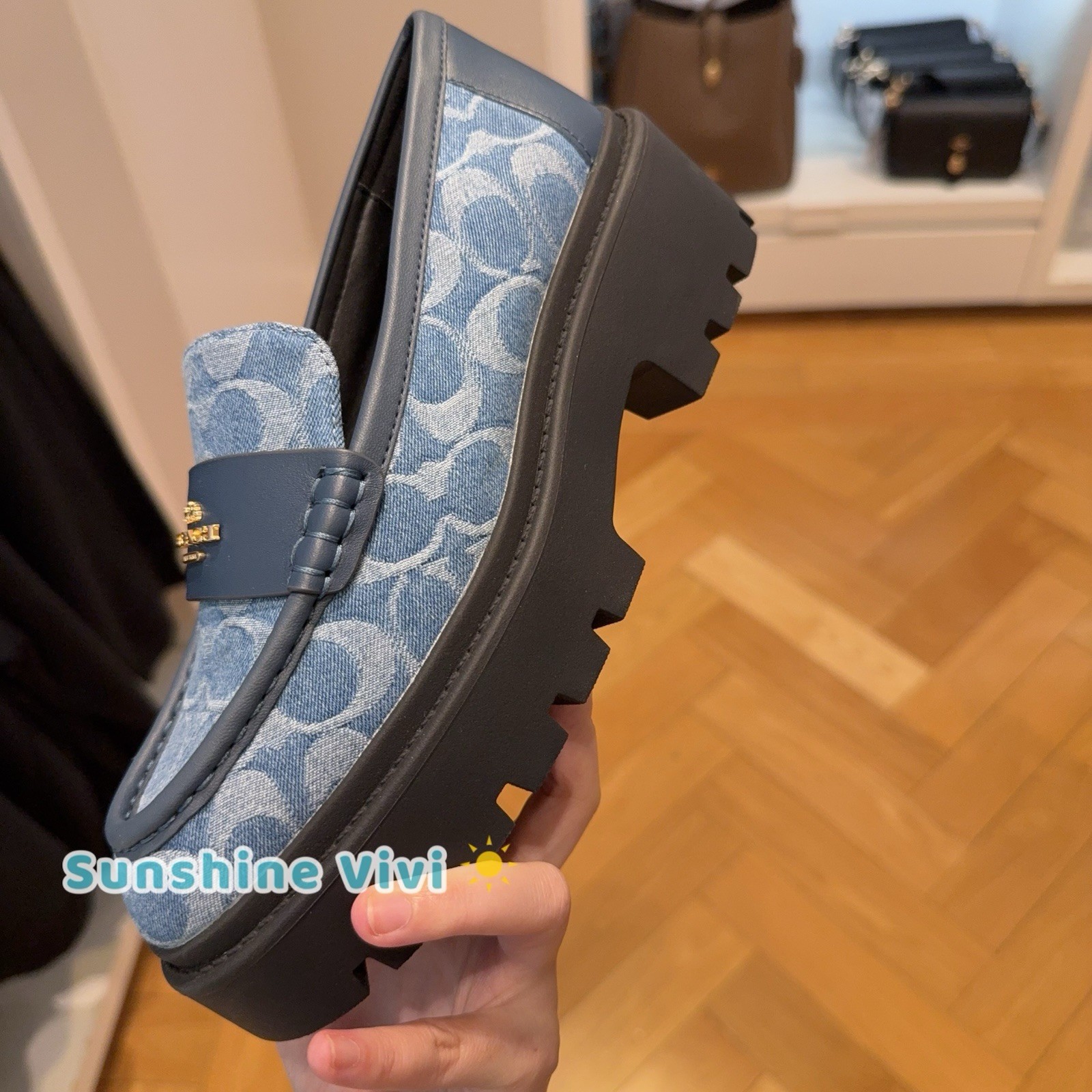 NEW In Box COACH Women’s Lucy Lug Sole In Signature Denim Indigo CDF78