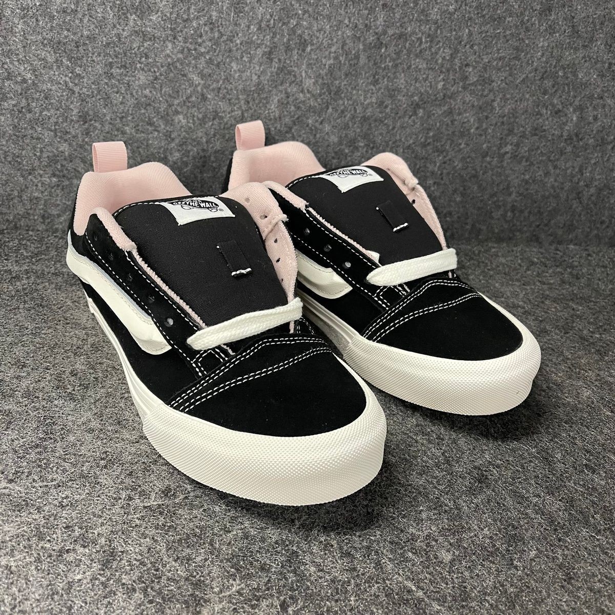 VANS Knu Skool Retro Chunky Shoe Unisex Size US M5/W6.5 Black/Rose