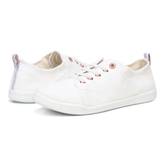 Beach Pismo Casual Sneaker: Canvas