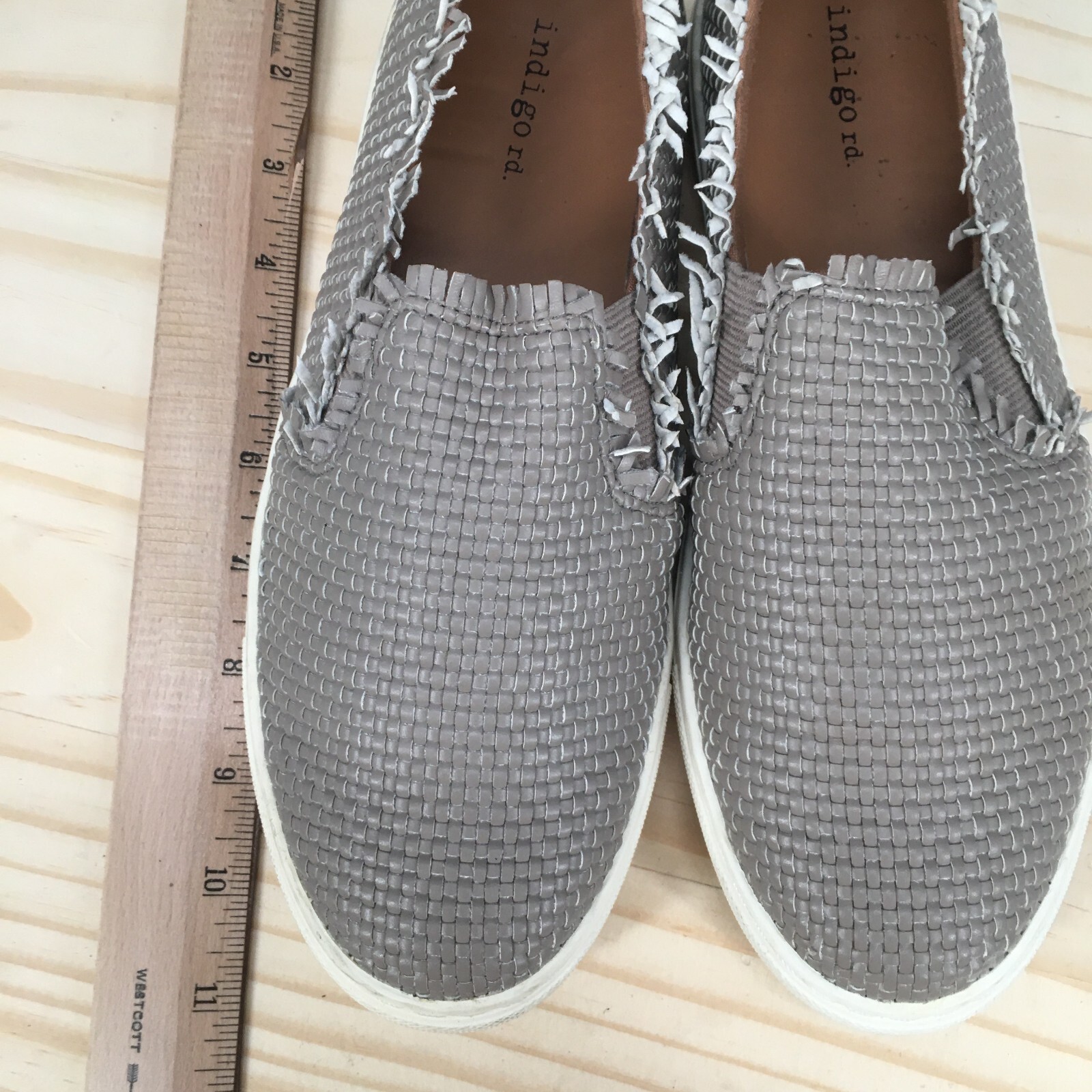 Indigo Rd Shoes Womens 6 M Kicky Slip On Sneakers Gray Woven Comfort Round Toe