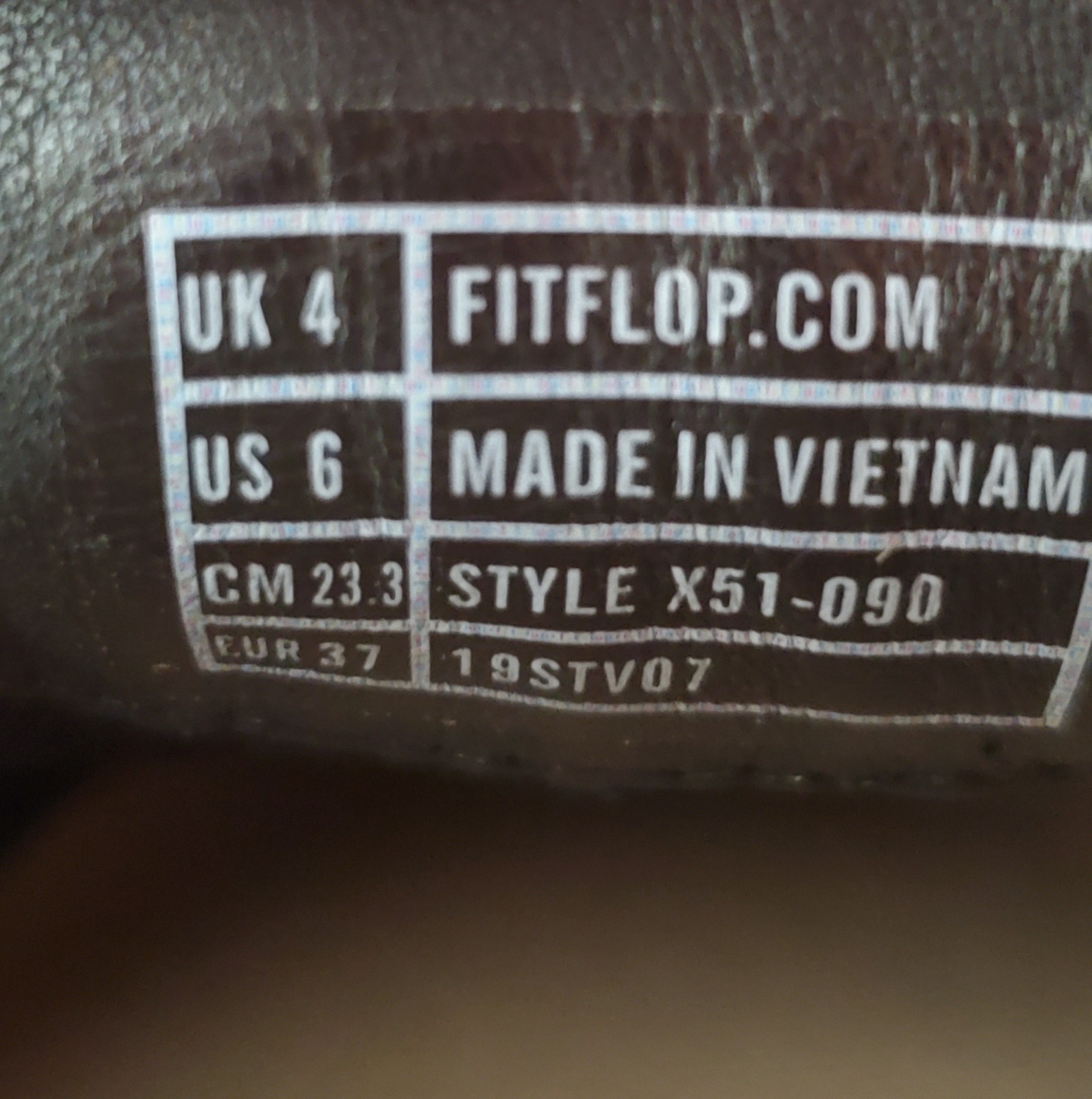 Fitflop Vianne Superskate Black Fringey Sneaker Penny Loafers Supercomff Size 6