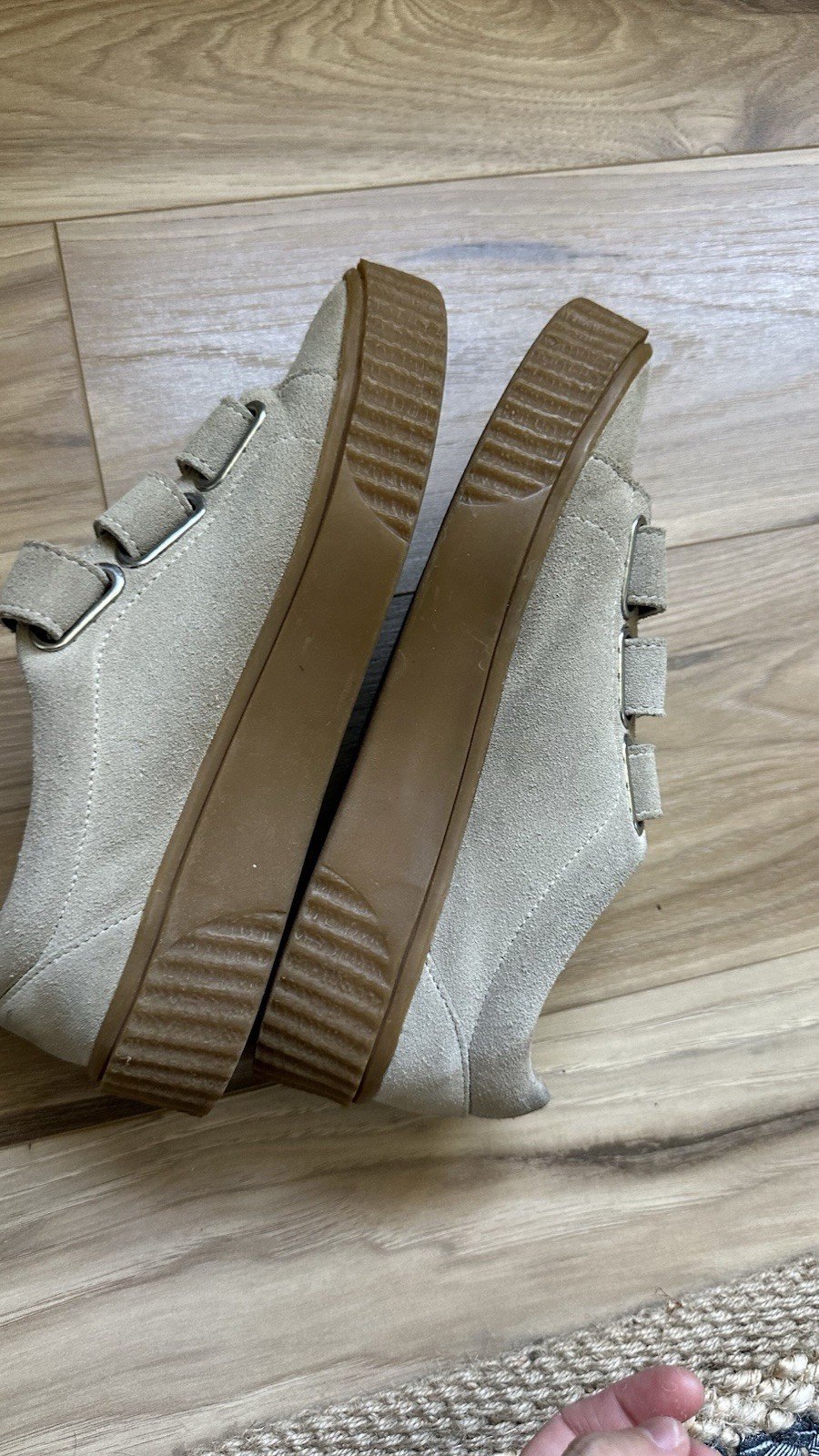 Urban Outfitters Beige Suede Magic Strap Sneakers Shoes Gum Sole Size 36 US 6