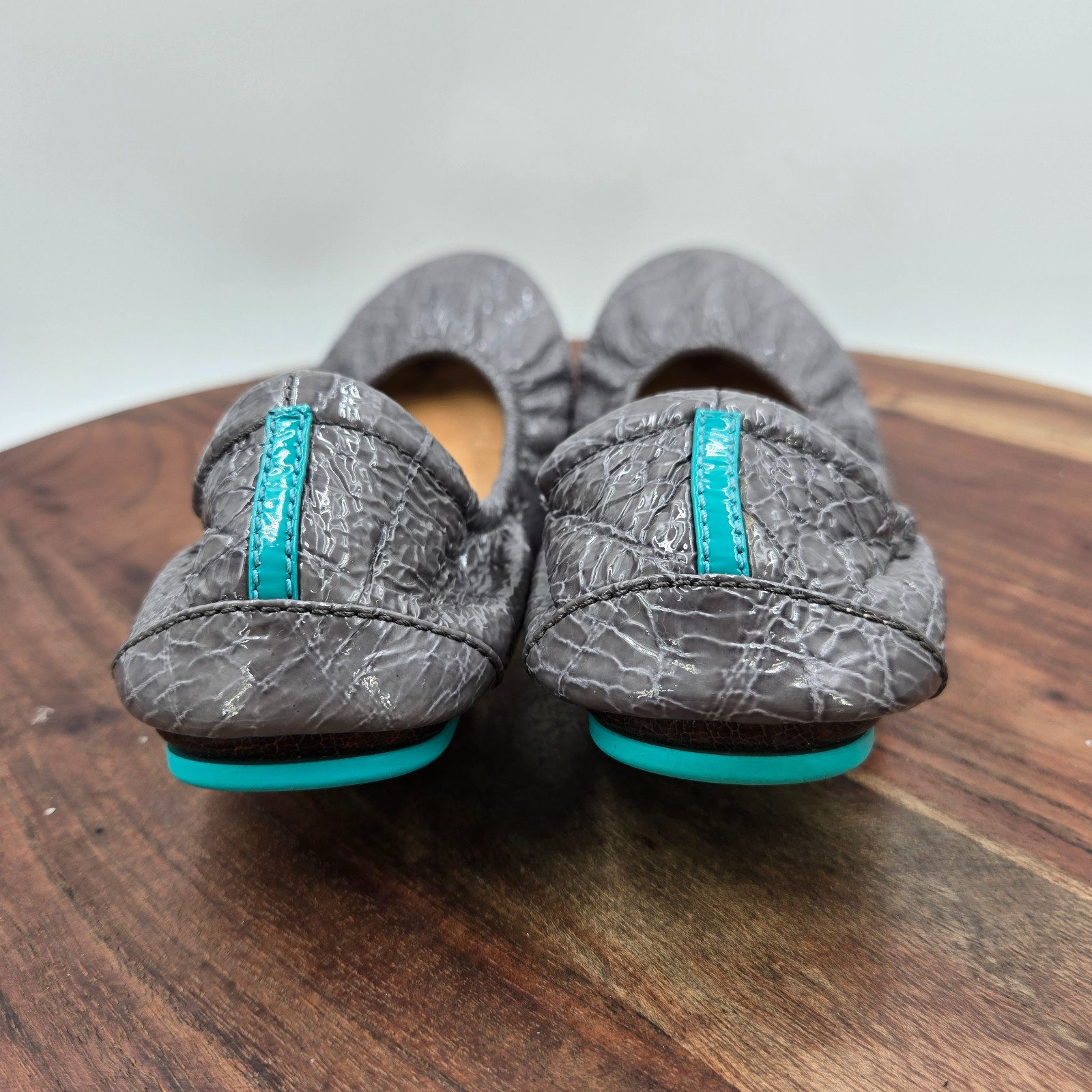 Tieks Ballet Flat Shoes Womens 6 Slate Grey Croc Patent Leather Loafers Foldable