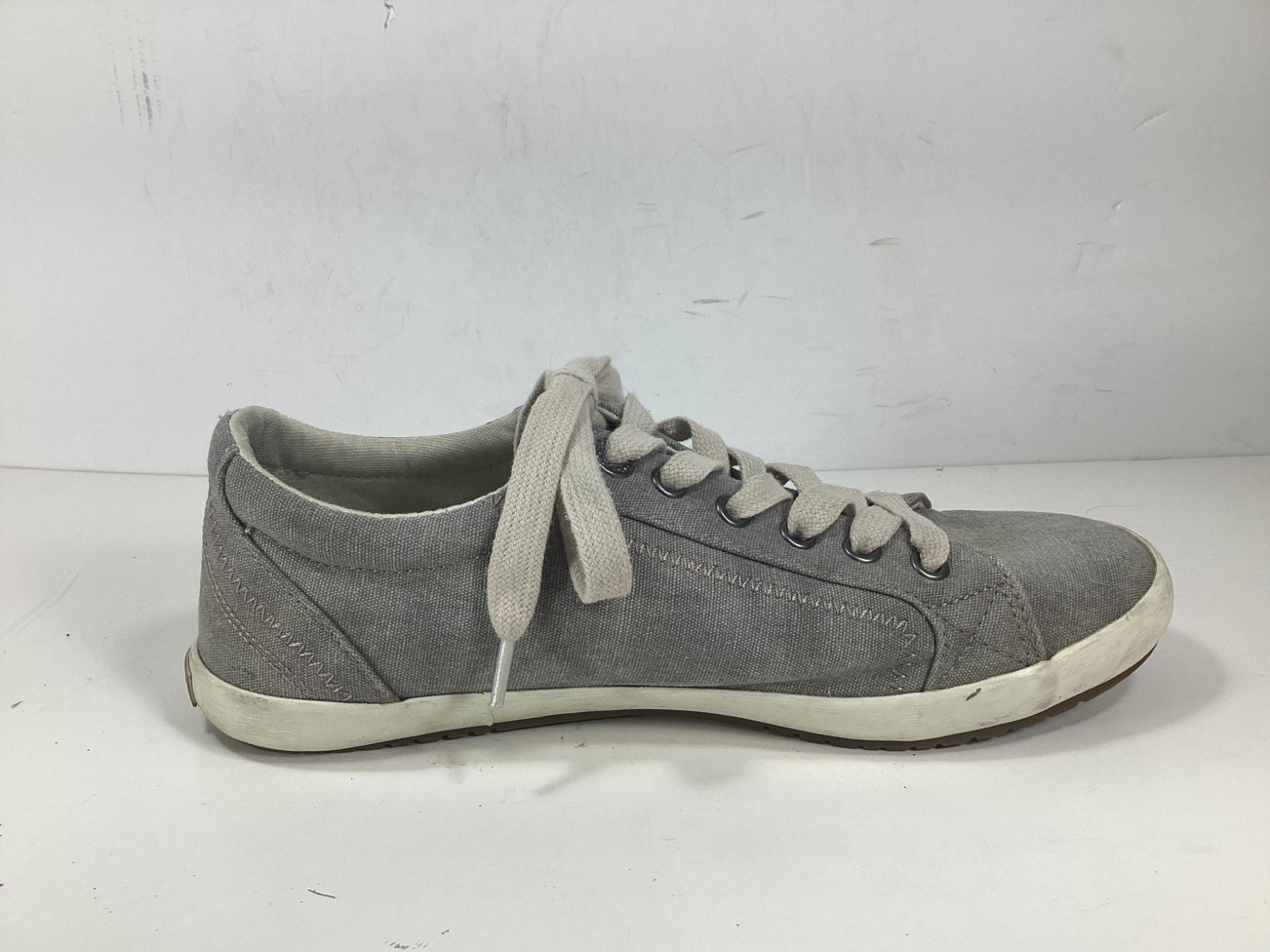 Taos Star Charcoal Washed Canvas Sneakers Gray Casual Women’s Shoes Size 8 / 39