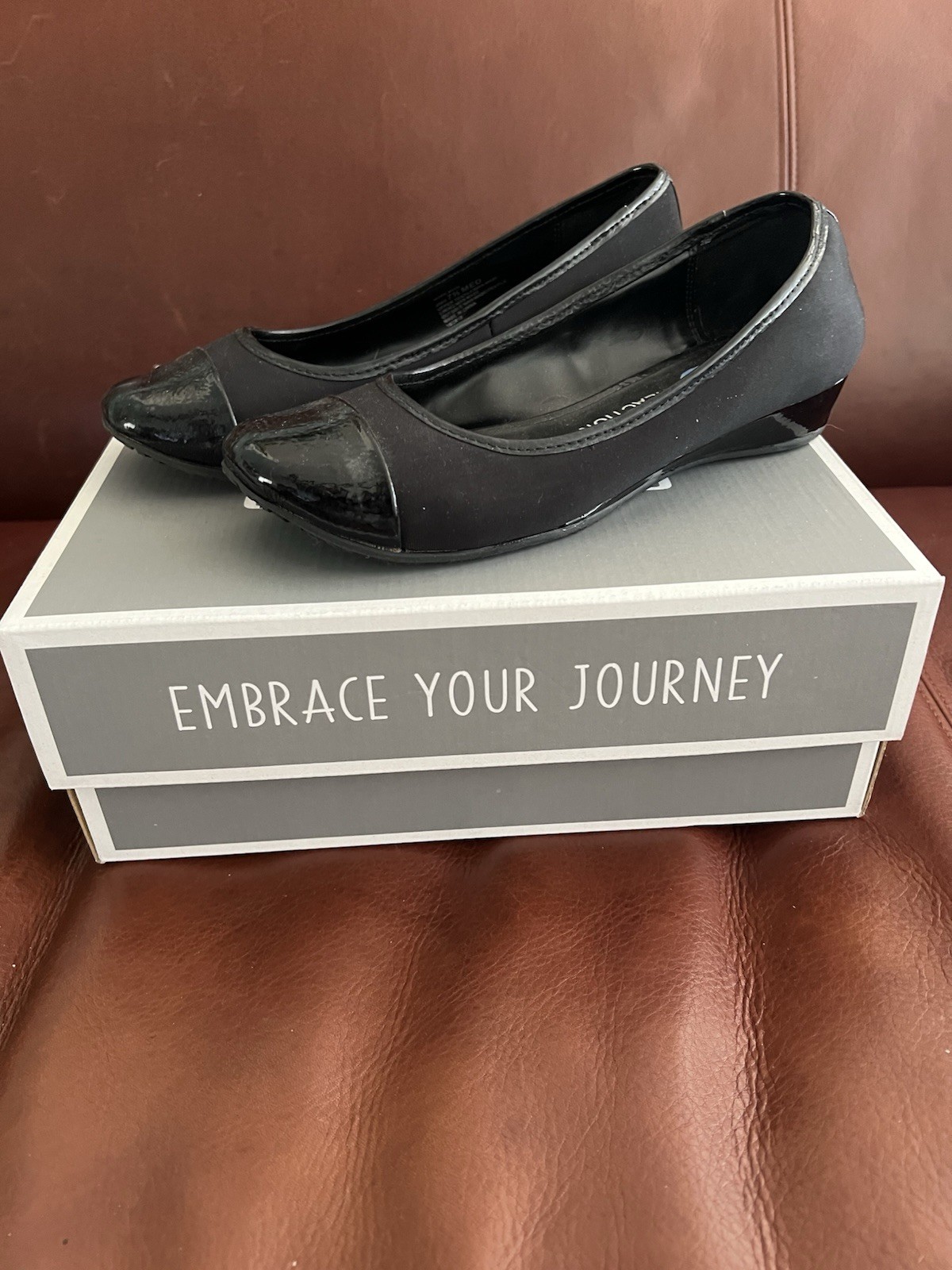 Merrill Plaza Emma Mary Jane Pumps In Black Leather Wooden Button Strap Detail 8
