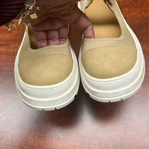Urban Outfitters Sesame Shirlee Mary Jane