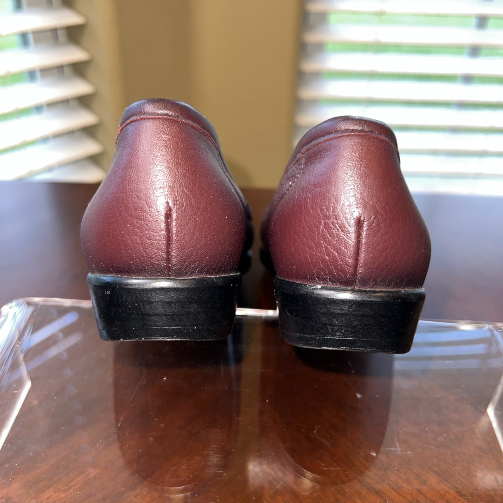 SAS Simplify Tripad Wine Loafer Shoes Sz 6.5 Comfort Support Walking Minimalist