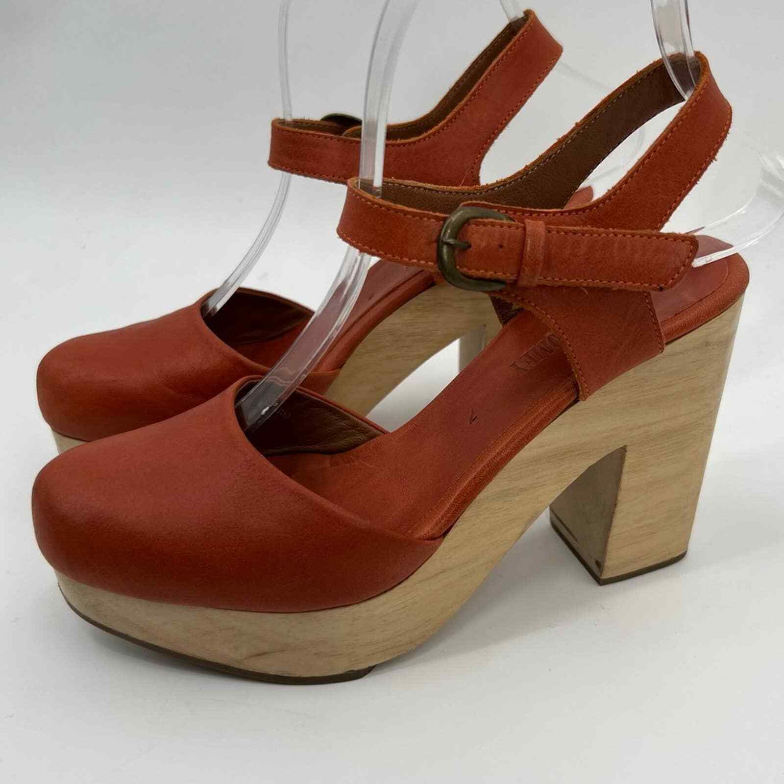 Rachel Comey size 7 Comey Dekalb Clog Burnt orange blonde wood Clog Mule Sandal