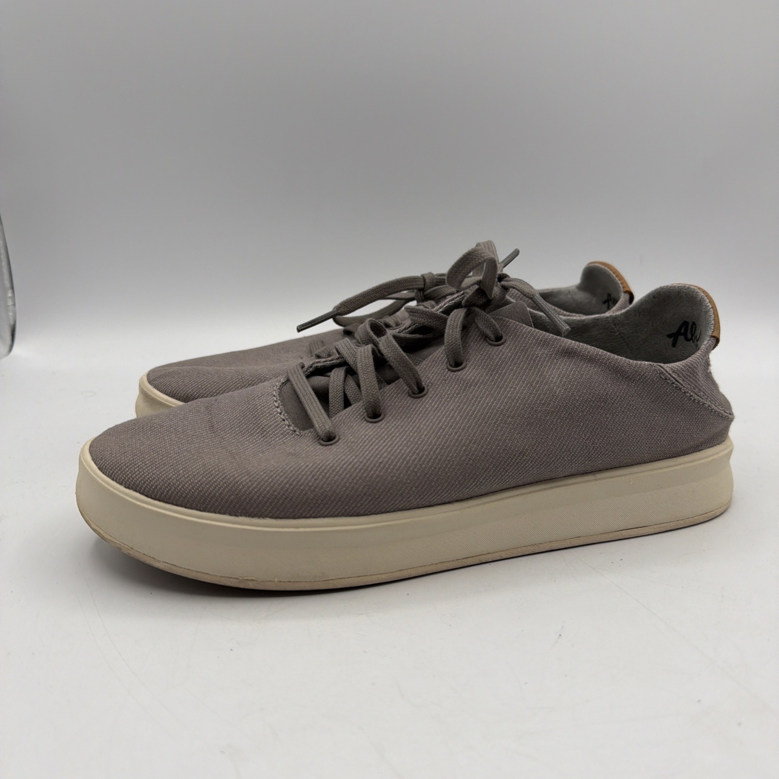 OluKai Sneakers Womens 8 Gray Canvas Low Top Comfort Casual Boat Shoe Leather