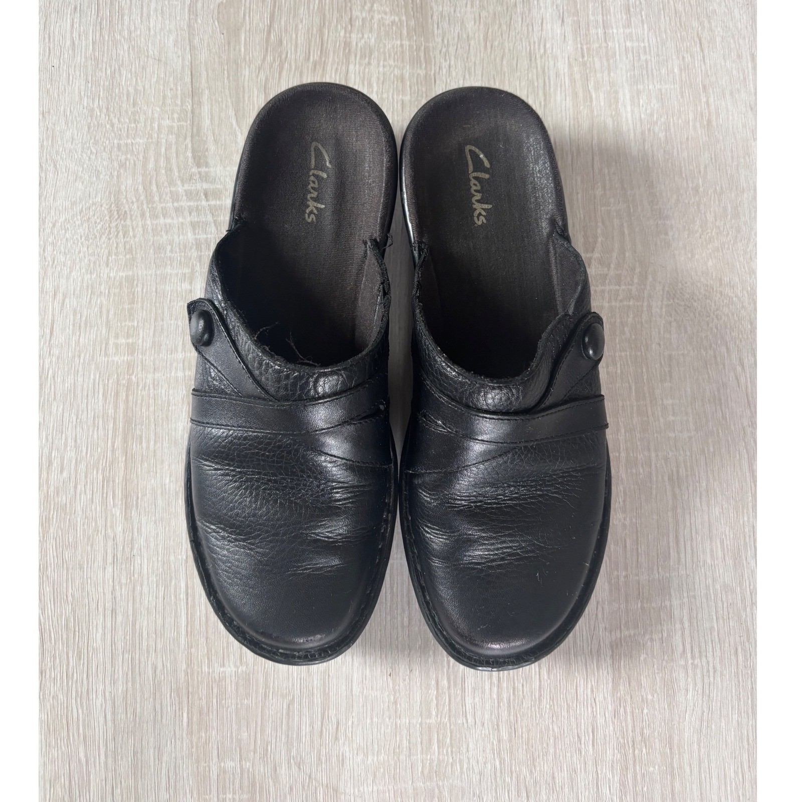 Clarks Womens Black Leather Slip On Mules Wedge Clogs Button Detail Shoes Size 7