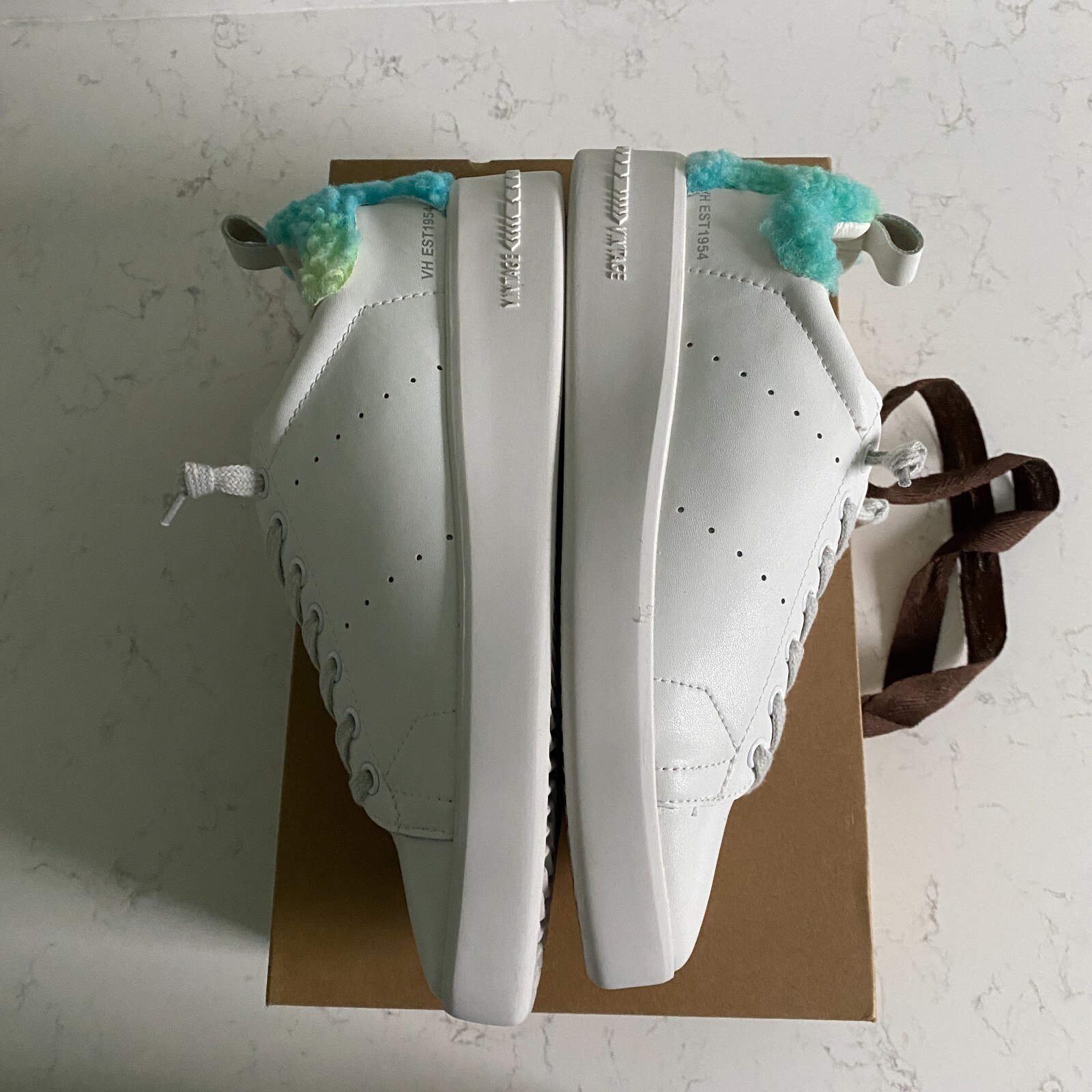 Vintage Havana Destiny White Tie Multi Women’s Sneakers Size 8 Fall