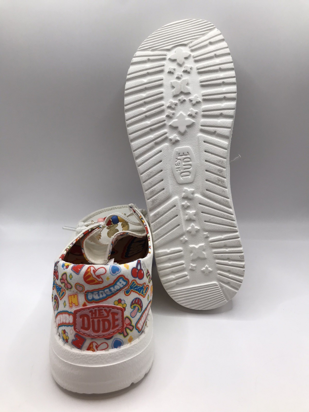 WOMEN’S OFF WHITE/MULTI HEY DUDE WENDY DANGLE CHARMS SLIP ON SNEAKER SIZE 7 NWT