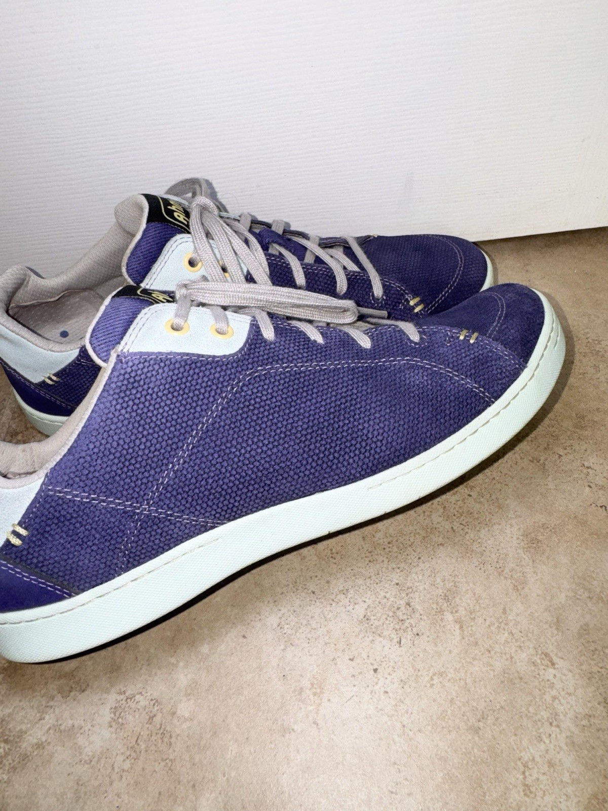 Ahnu Noe Womens SIZE 9 Blue Textured Suede Leather Casual Sneakers Shoes