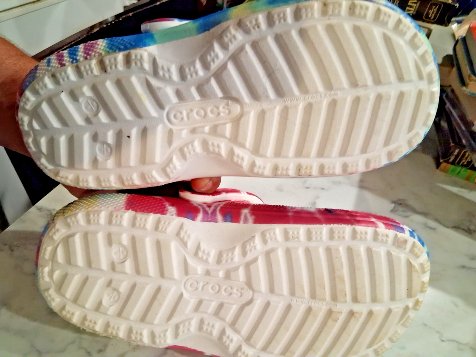Crocs Classic Lined Clogs Blue White Tie Dye Insulated Mens 5 Womens 7
