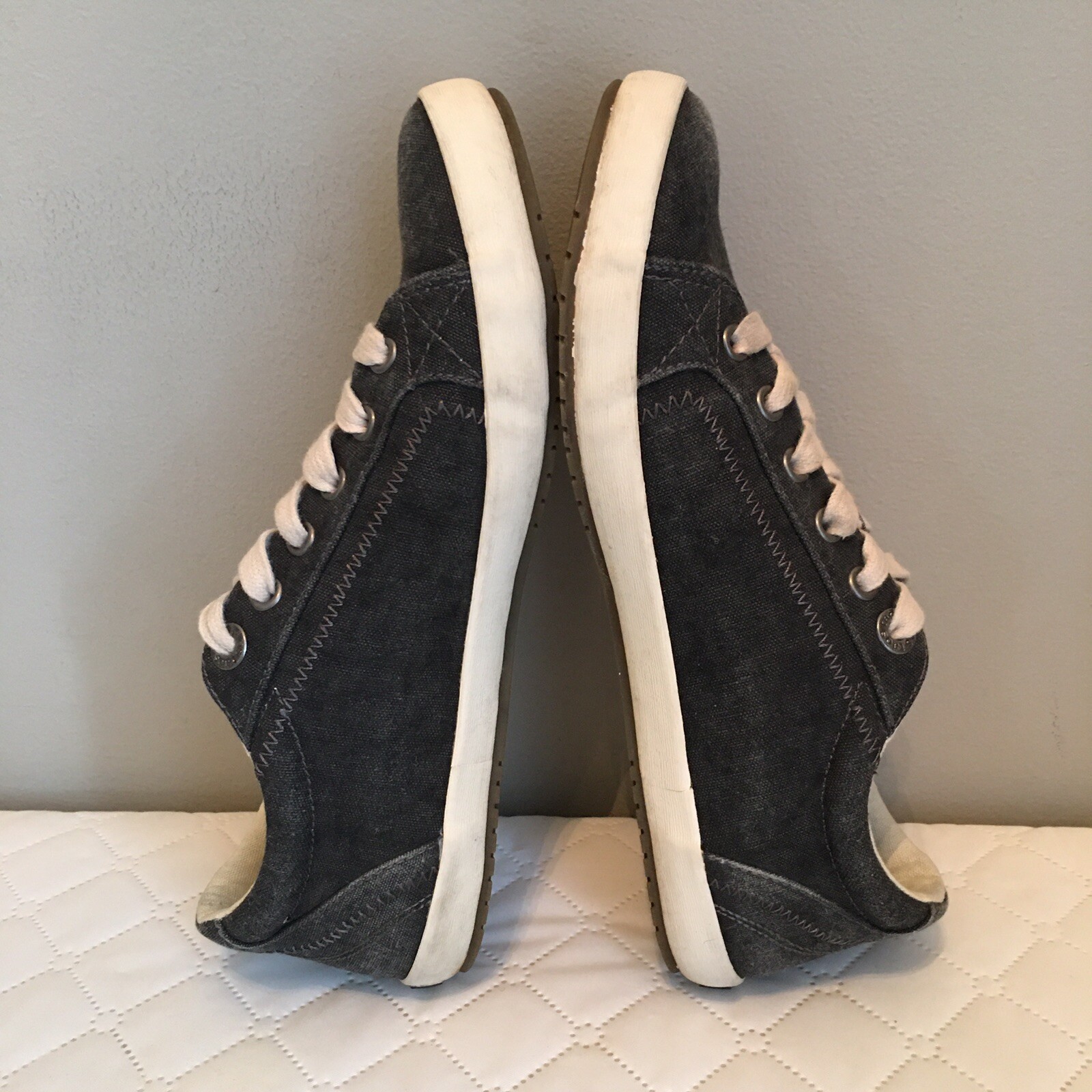 Taos Star Sneaker Canvas Women US 8 EU 39 Gray Wash Ortho Support Shoe STA-12844
