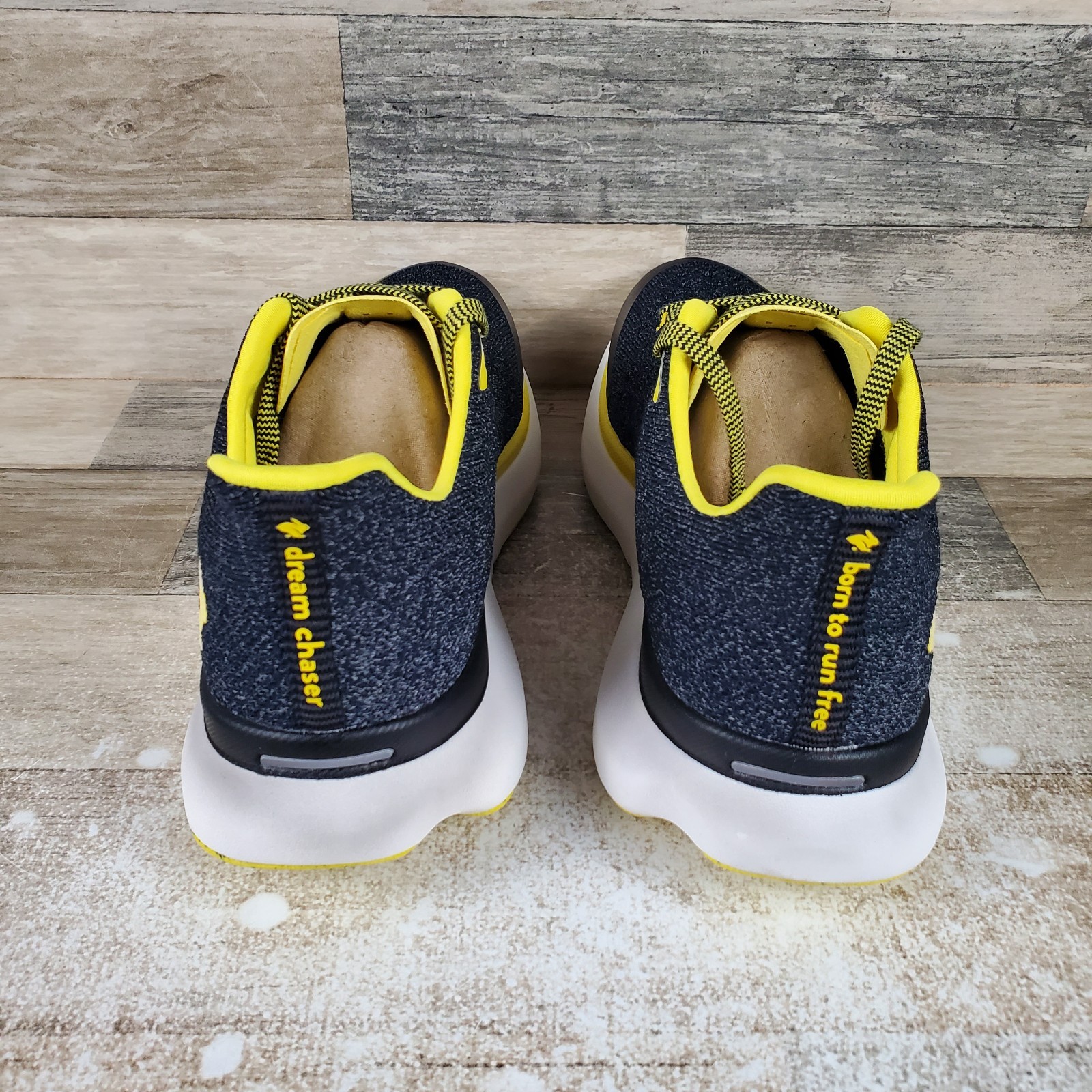 Rabbit Dream Chaser Womens Shoes Sz 10 Blasing Yellow Lace Up Round Toe Sneakers