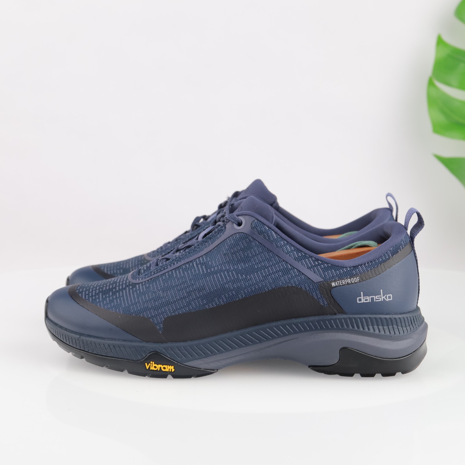 Dansko Womens Makayla Sneakers Size 38 7.5 Waterproof Navy Walking Shoes Comfort