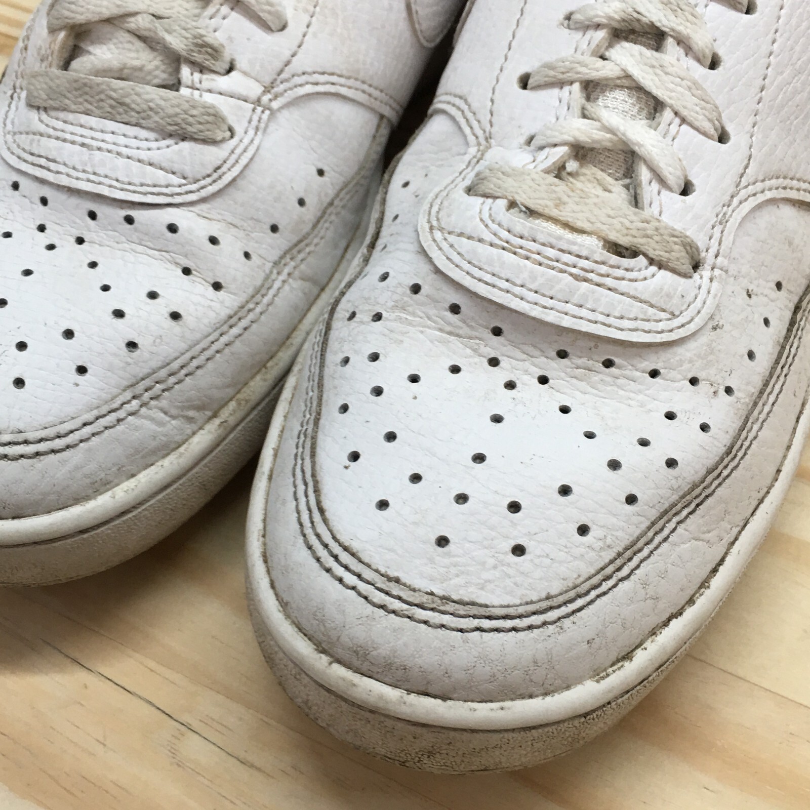 Nike Shoes Womens 10 Court Vision Low Sneakers White Lace Up Comfort CD5434-100