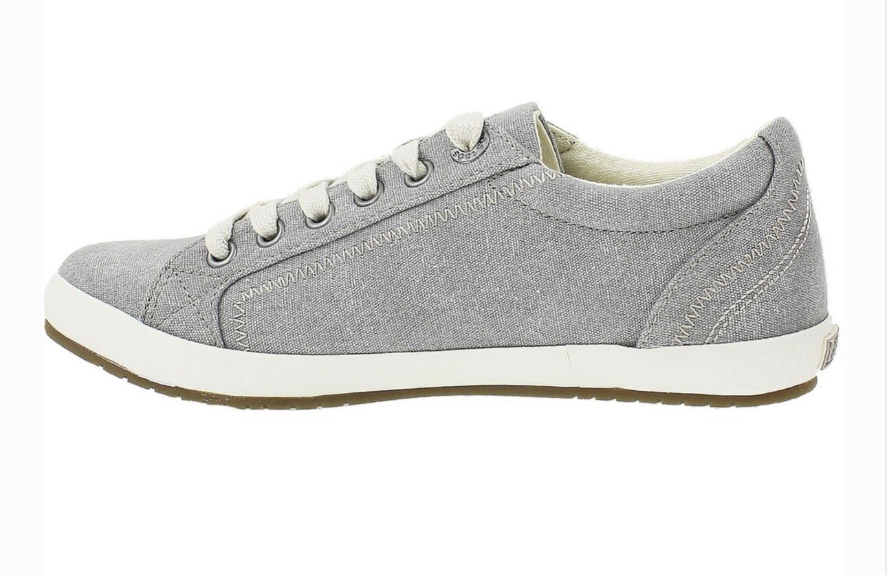 Taos Star Women’s Sneakers Grey Washed Canvas SIZE 10.5 great condition