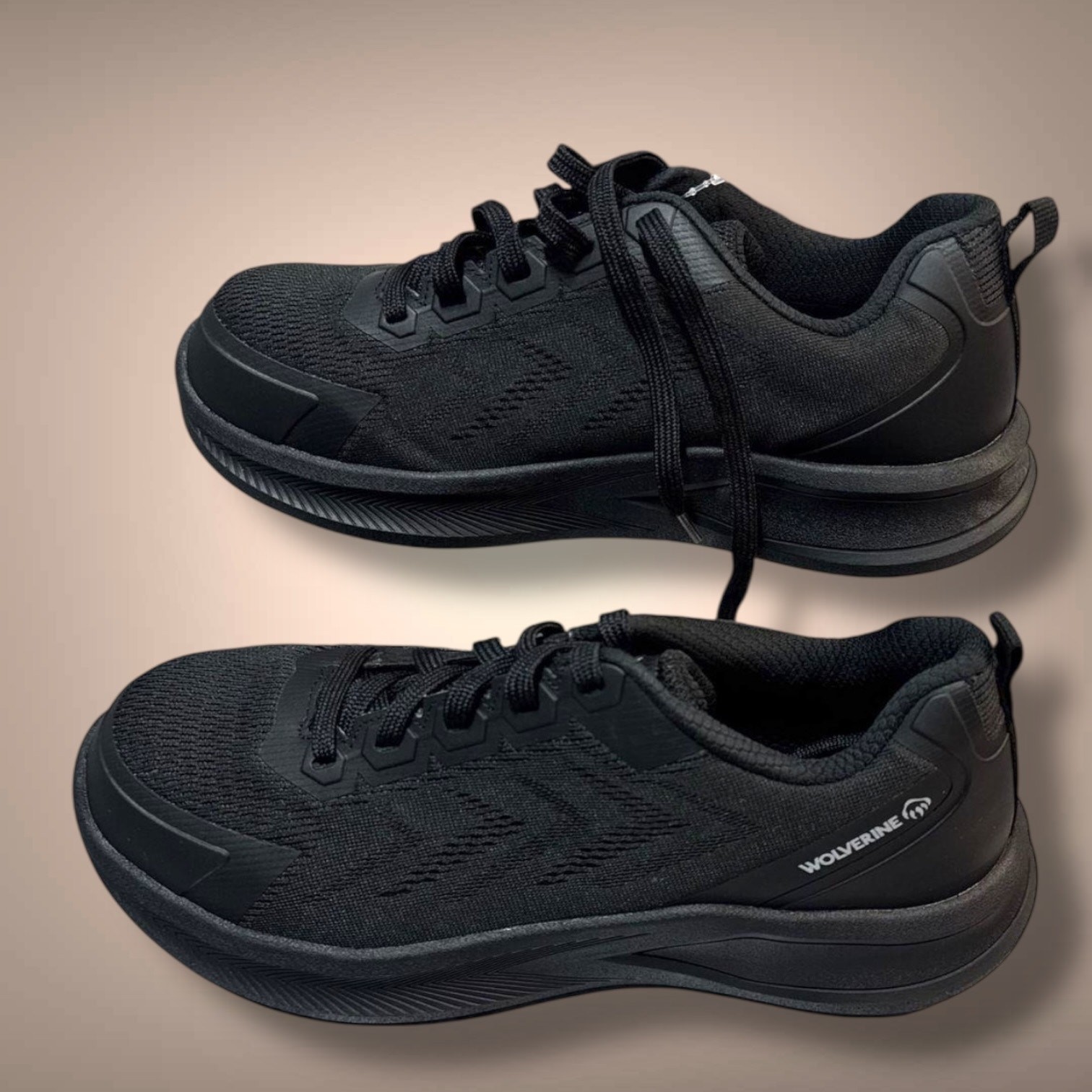 NIB Women’s 9.5 WOLVERINE Bolt DuraShocks Knit CarbonMax Work Shoes