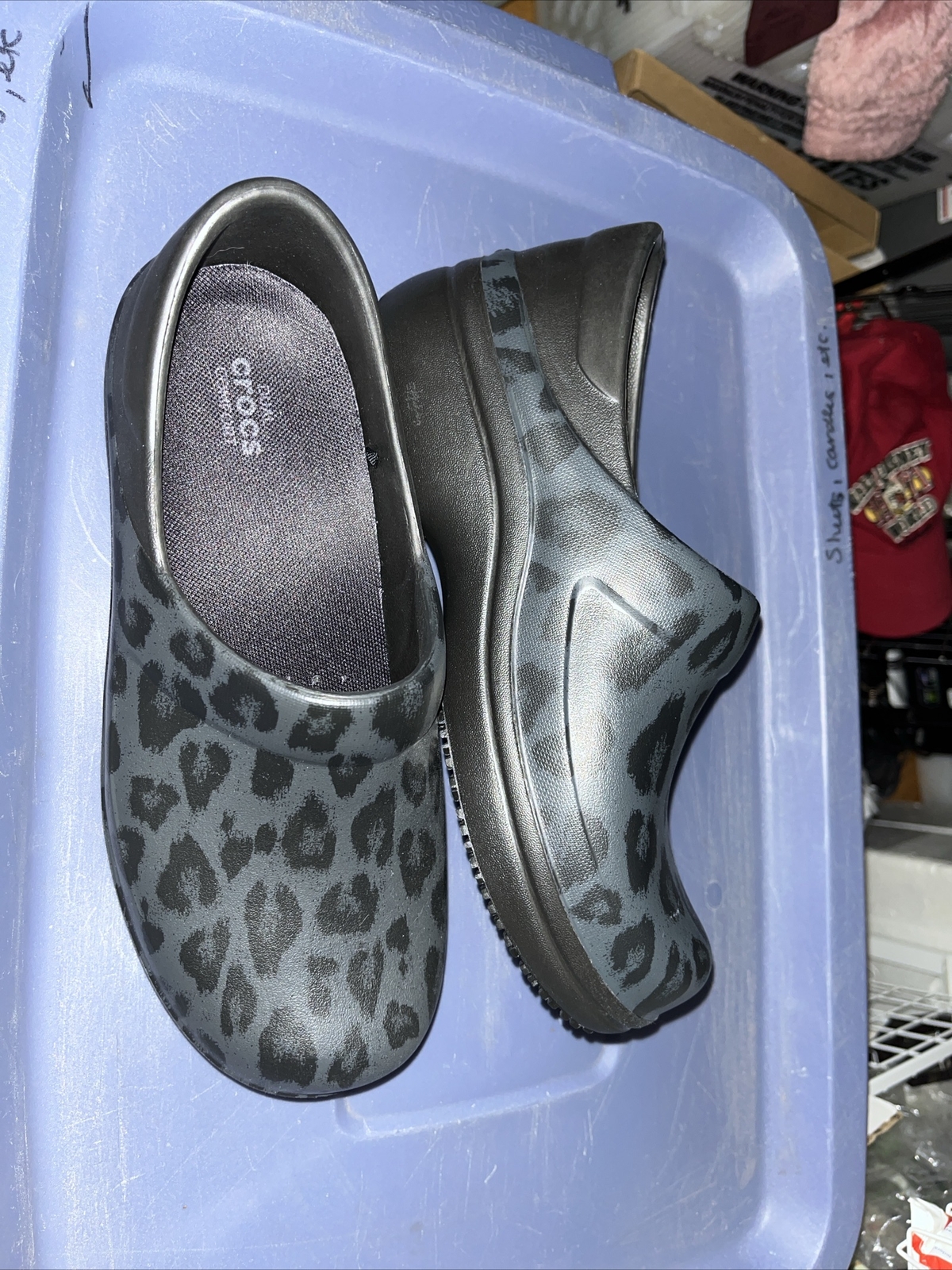 Crocs Felicity Graphic Leopard Print Clog Black & Gray Womens size 8 NEW