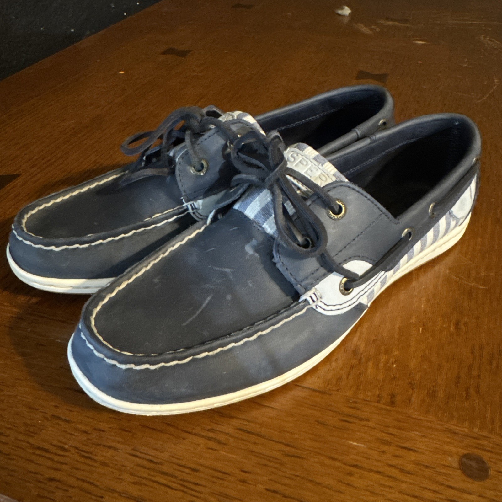 Sperry Women’s Koifish Stripe Navy Leather with linen stripes STS88671