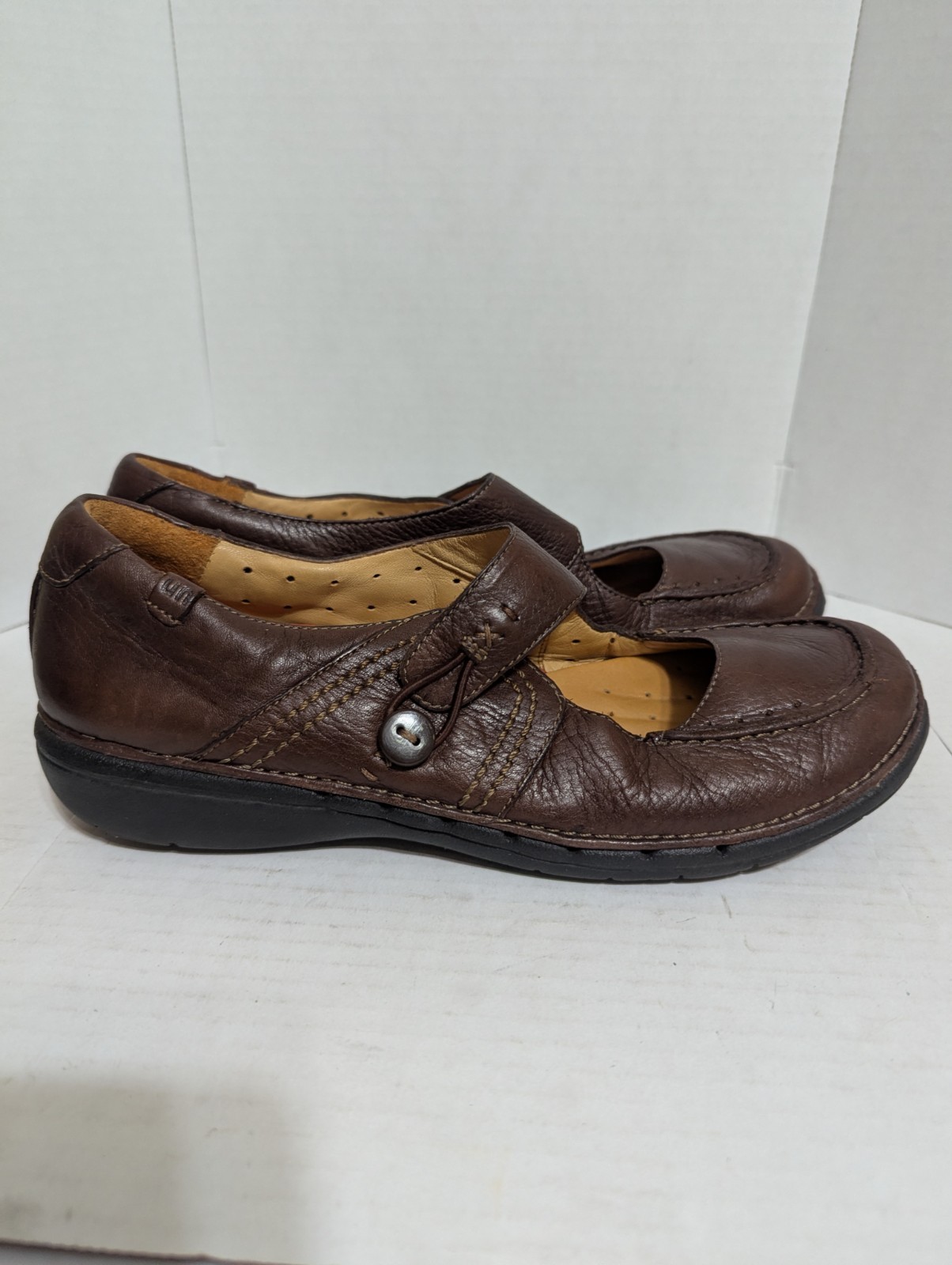 Clarks Unstructured Women’s Size 8 M Mary Jane Comfort Brown Shoes