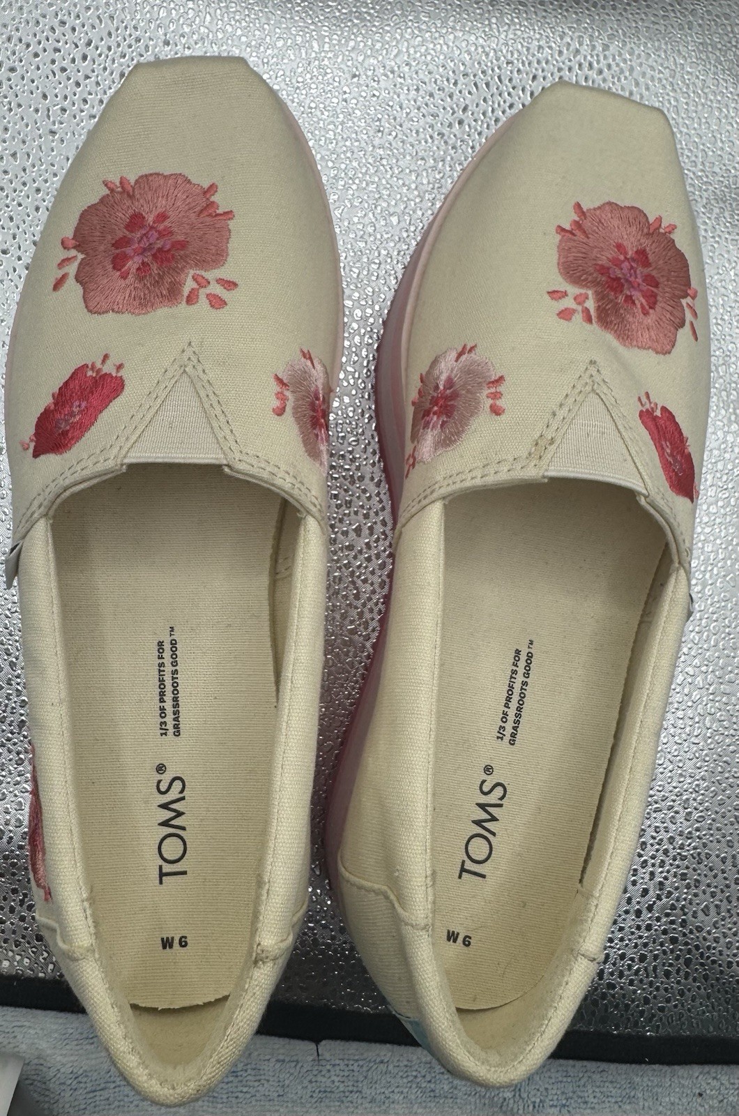 Toms Alpargata Platform Pink Poppies Embroidered Canvas size 6